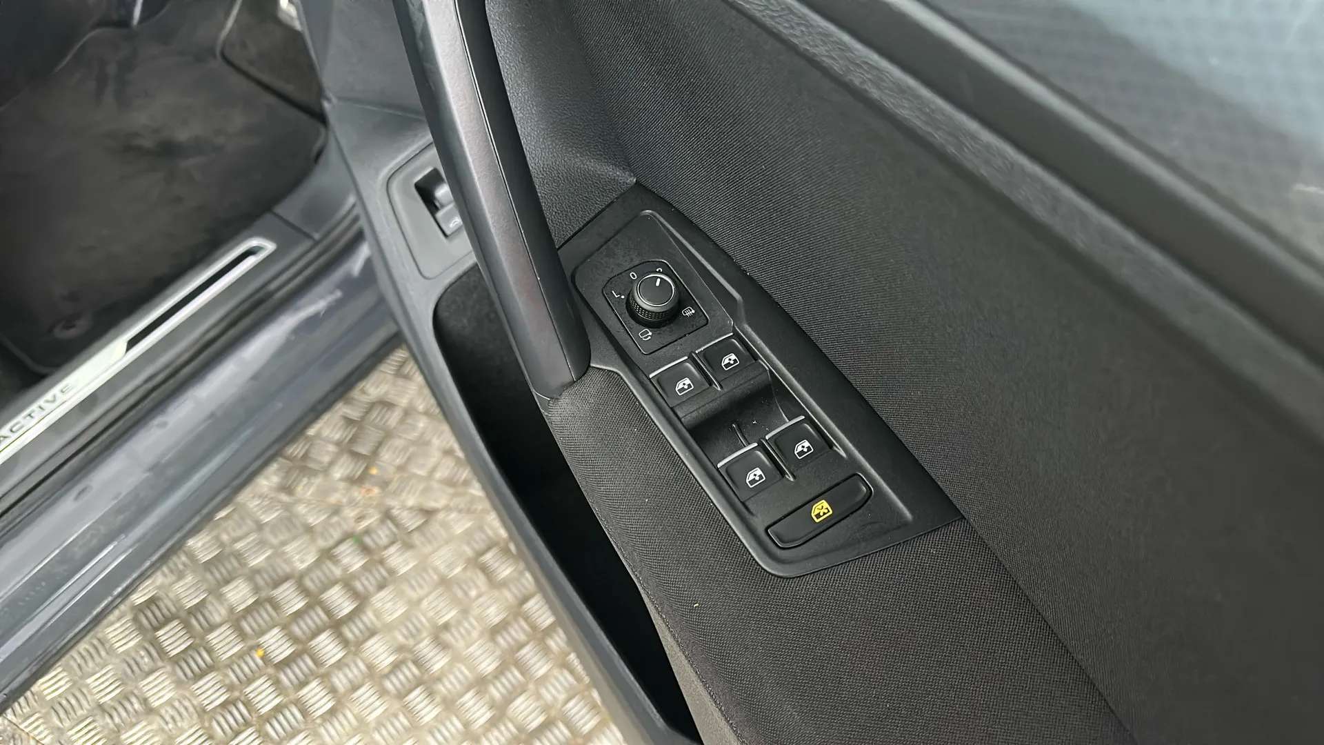 2022 VOLKSWAGEN TIGUAN 2022 VOLKSWAGEN TIGUAN