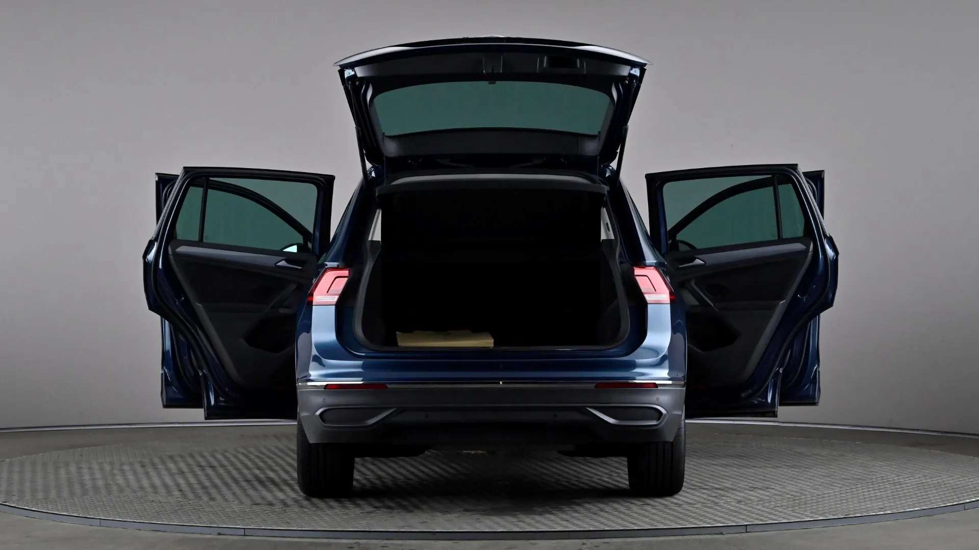 2022 VOLKSWAGEN TIGUAN 2022 VOLKSWAGEN TIGUAN