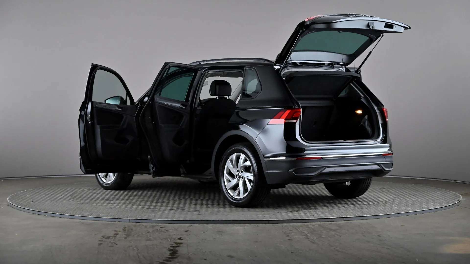 2021 VOLKSWAGEN TIGUAN 2021 VOLKSWAGEN TIGUAN