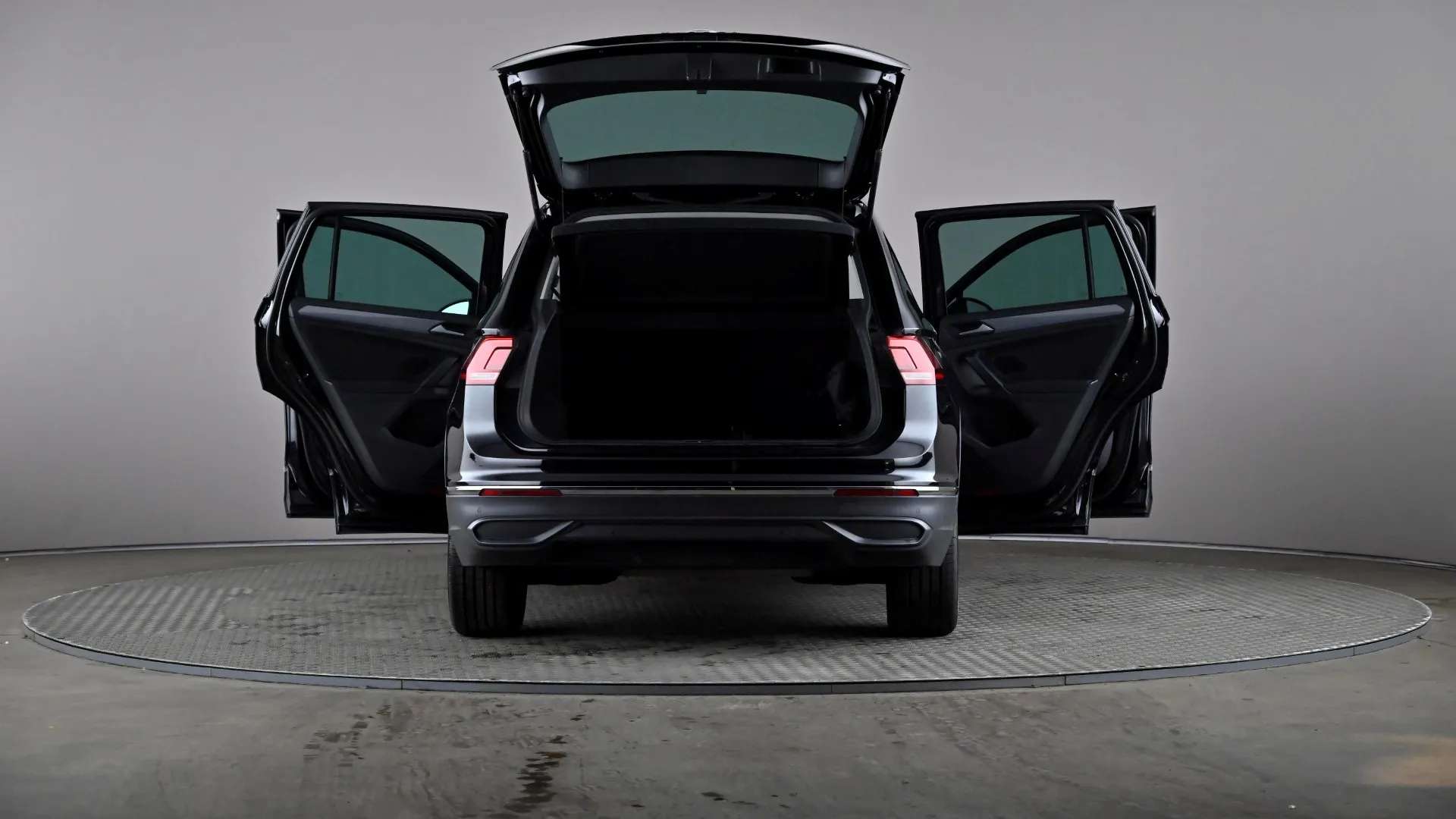 2021 VOLKSWAGEN TIGUAN 2021 VOLKSWAGEN TIGUAN