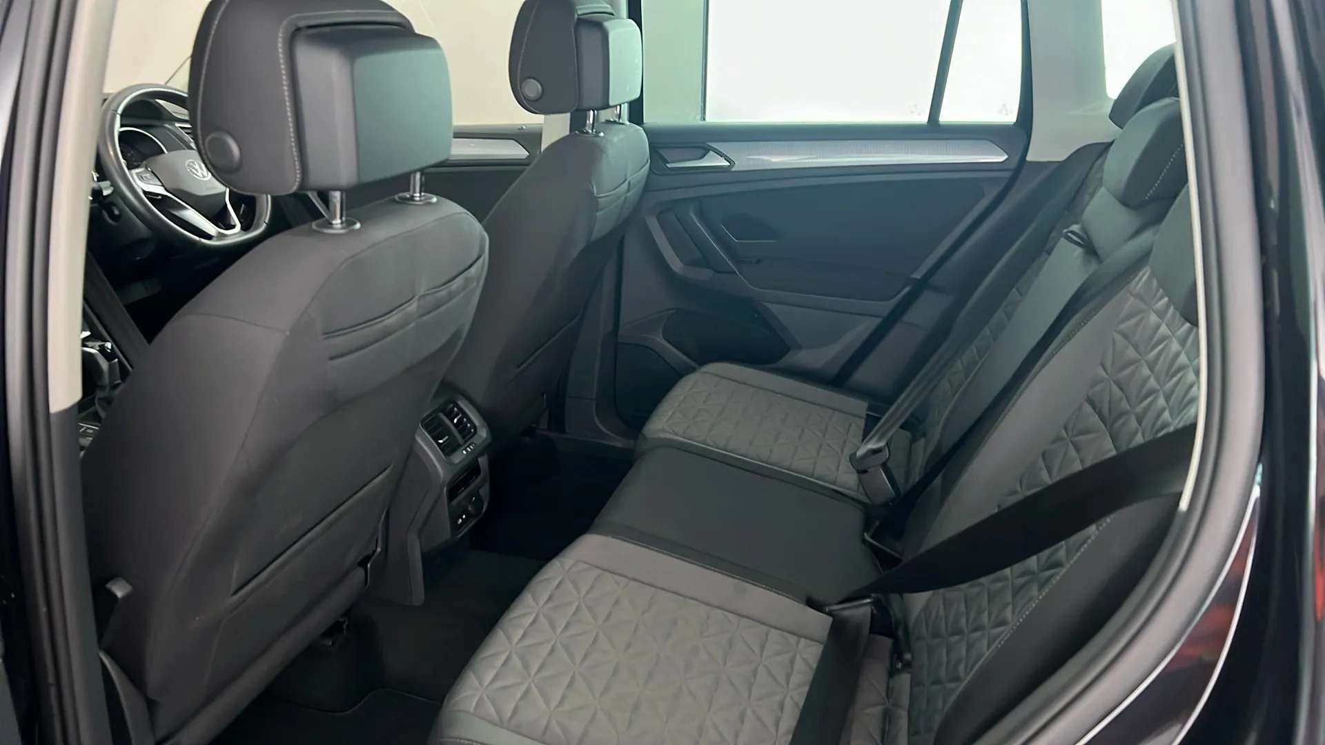 2021 VOLKSWAGEN TIGUAN 2021 VOLKSWAGEN TIGUAN