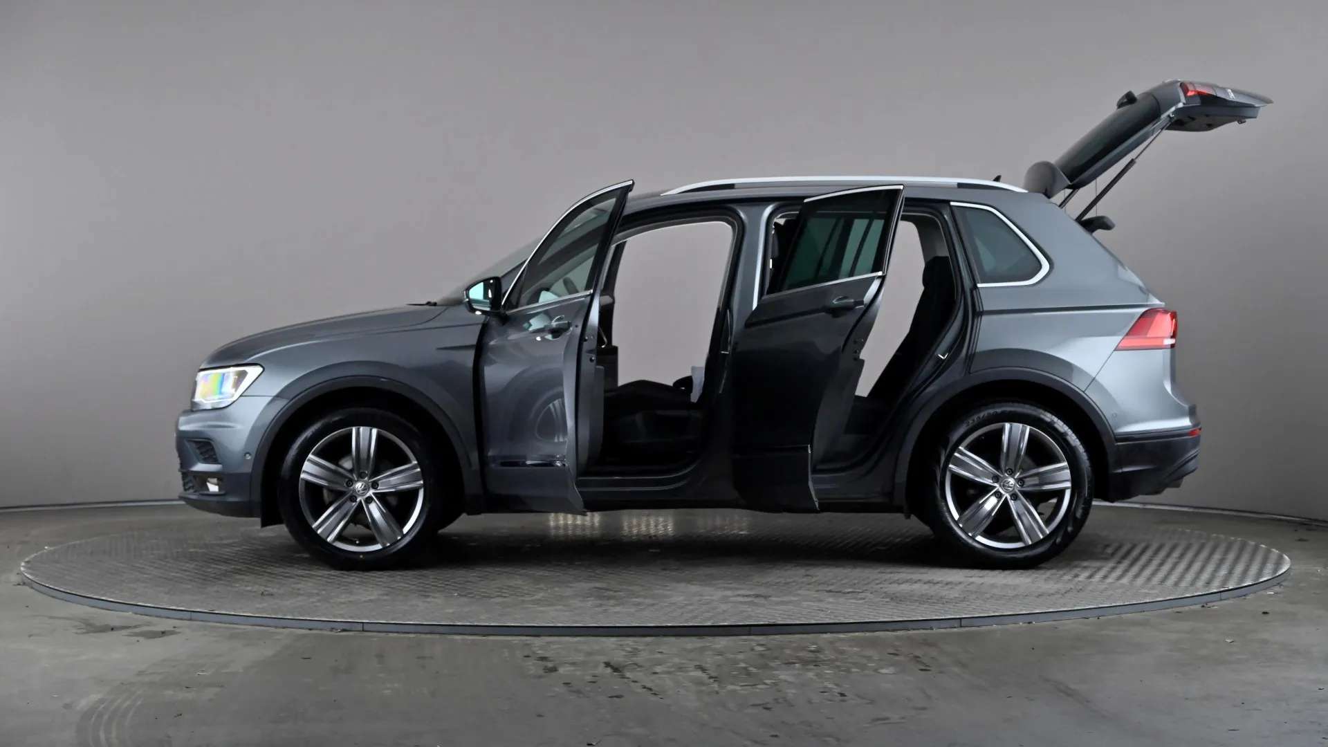 2020 VOLKSWAGEN TIGUAN 2020 VOLKSWAGEN TIGUAN