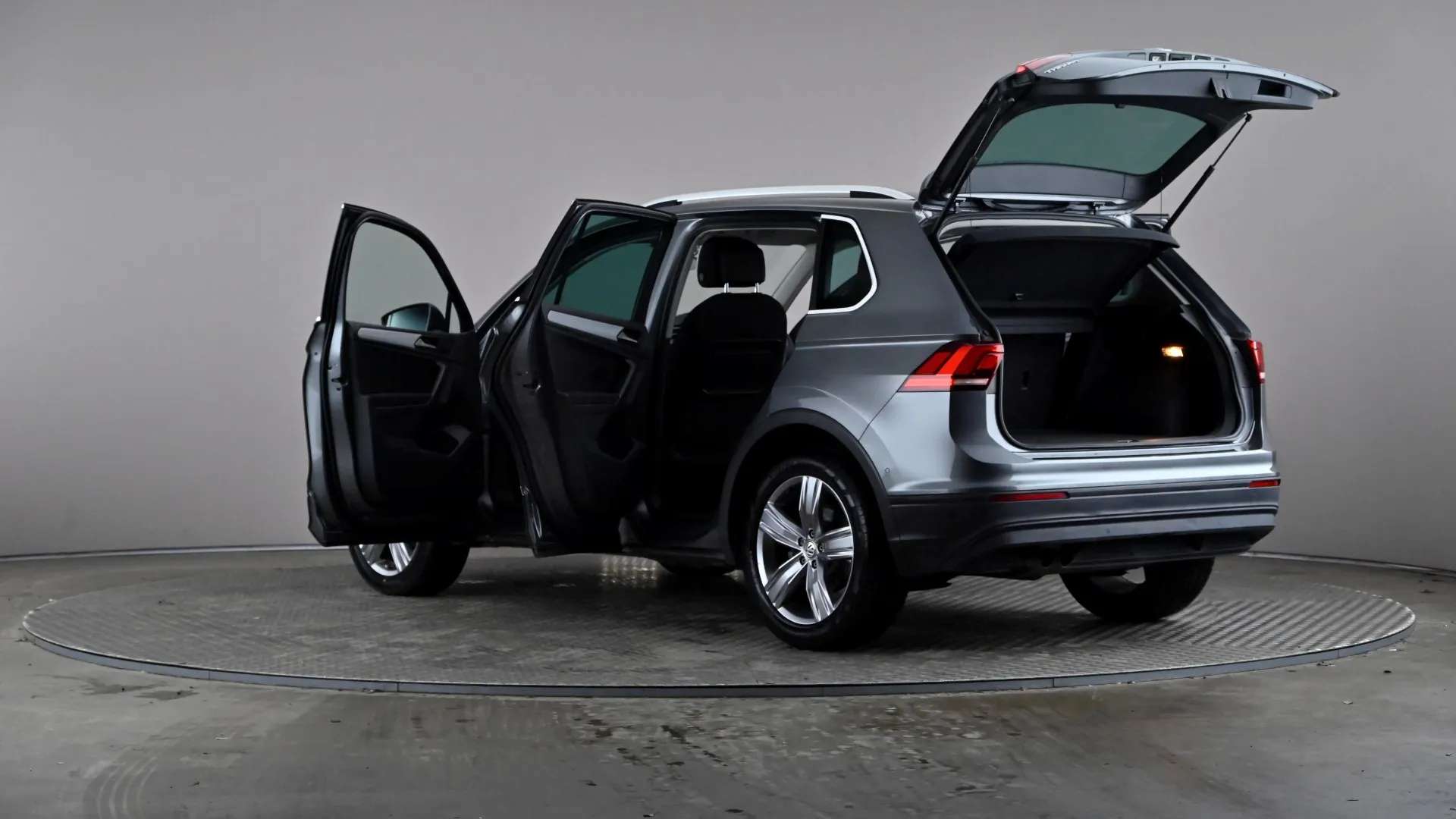 2020 VOLKSWAGEN TIGUAN 2020 VOLKSWAGEN TIGUAN