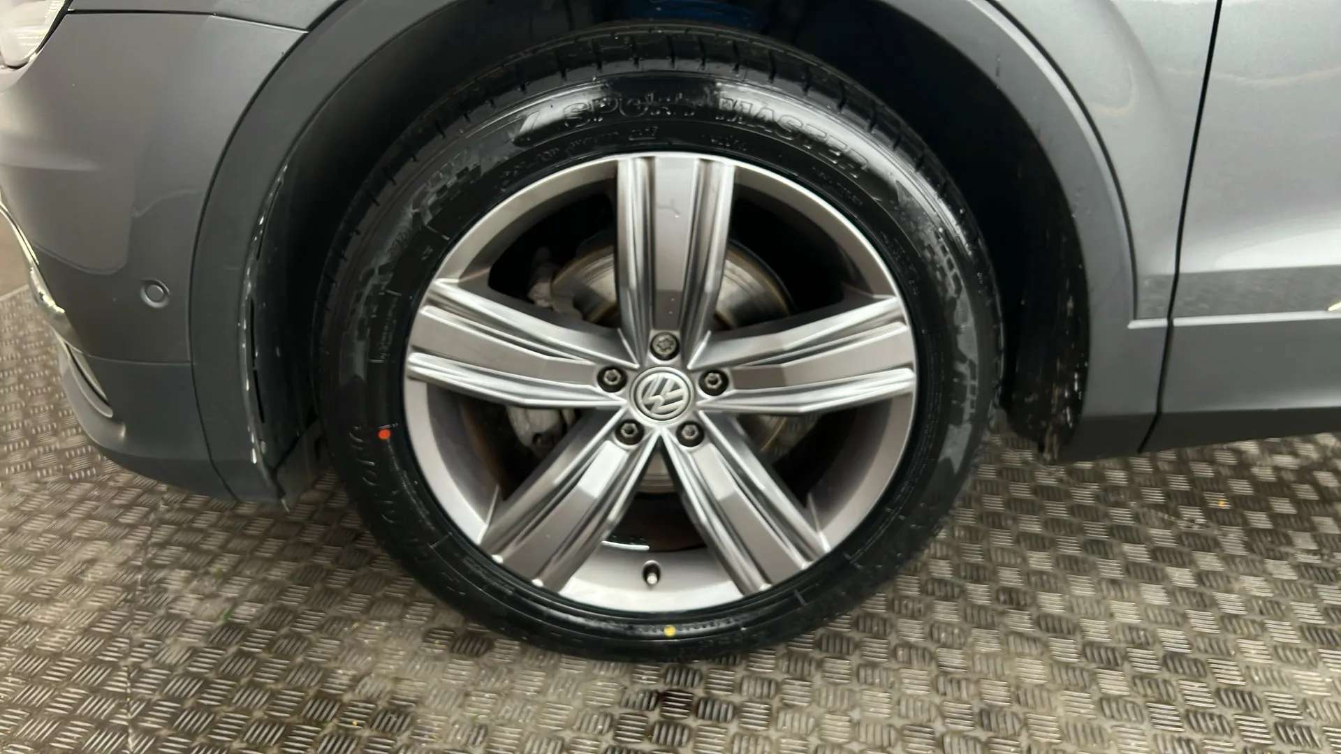 2020 VOLKSWAGEN TIGUAN 2020 VOLKSWAGEN TIGUAN