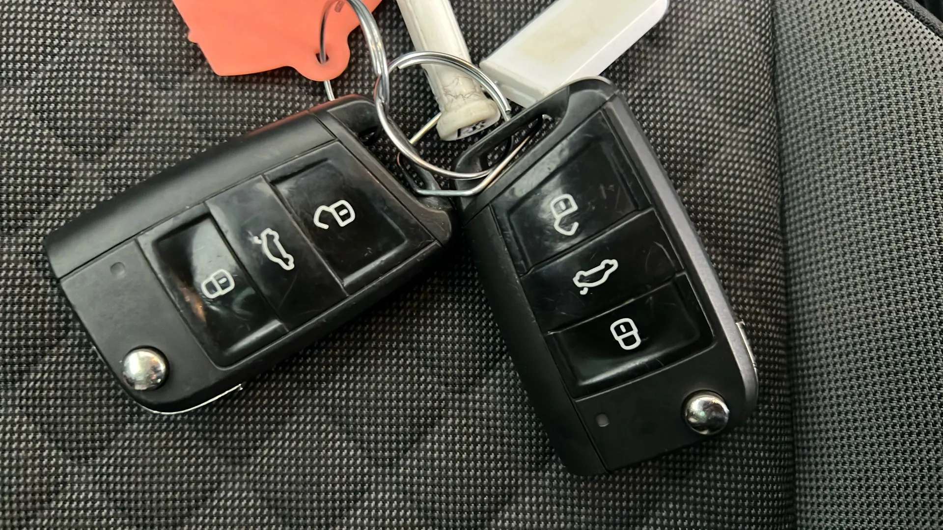 2020 VOLKSWAGEN TIGUAN 2020 VOLKSWAGEN TIGUAN