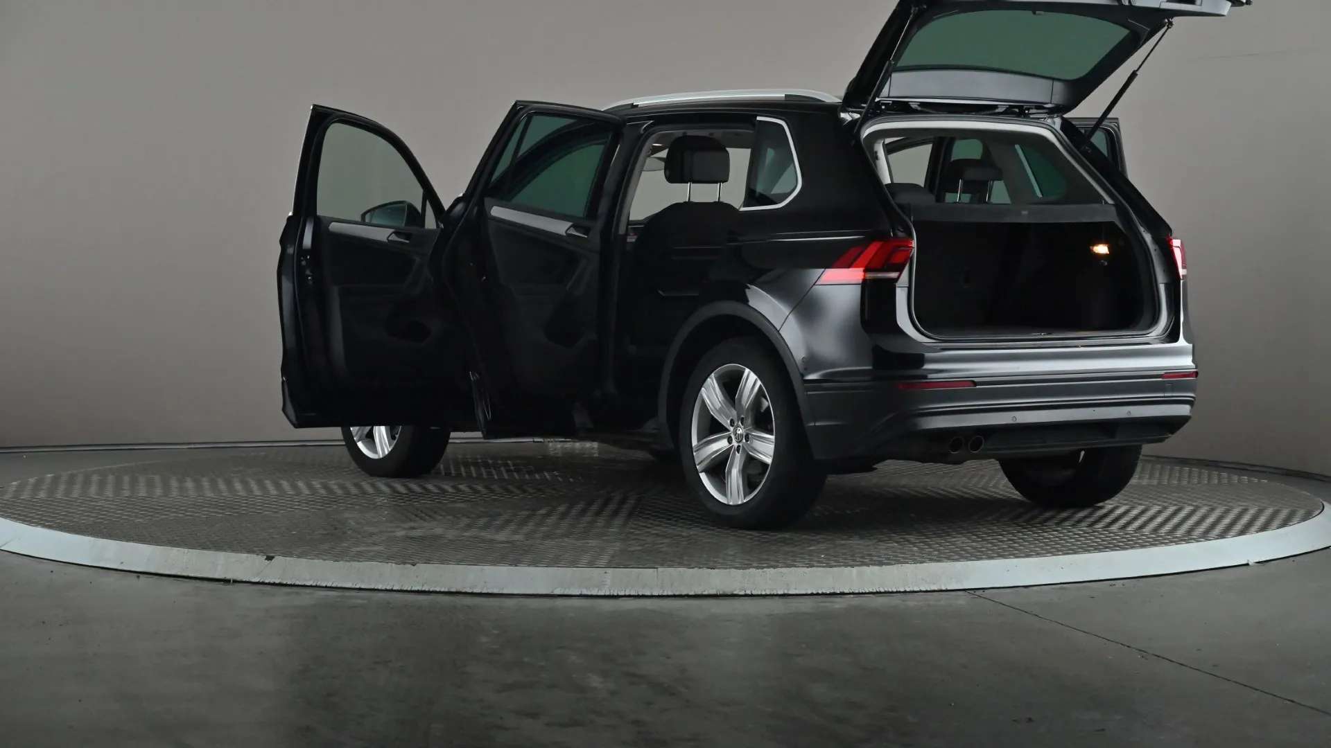 2020 VOLKSWAGEN TIGUAN 2020 VOLKSWAGEN TIGUAN