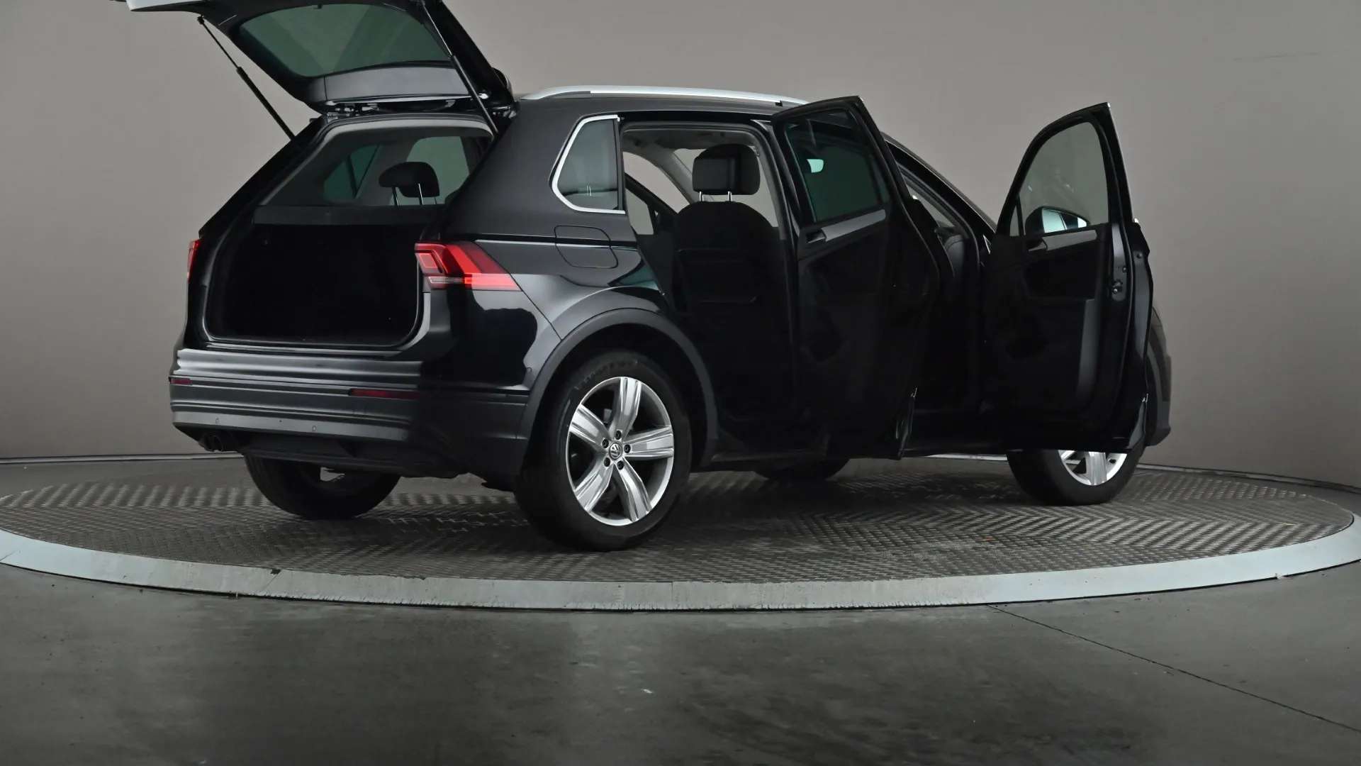 2020 VOLKSWAGEN TIGUAN 2020 VOLKSWAGEN TIGUAN