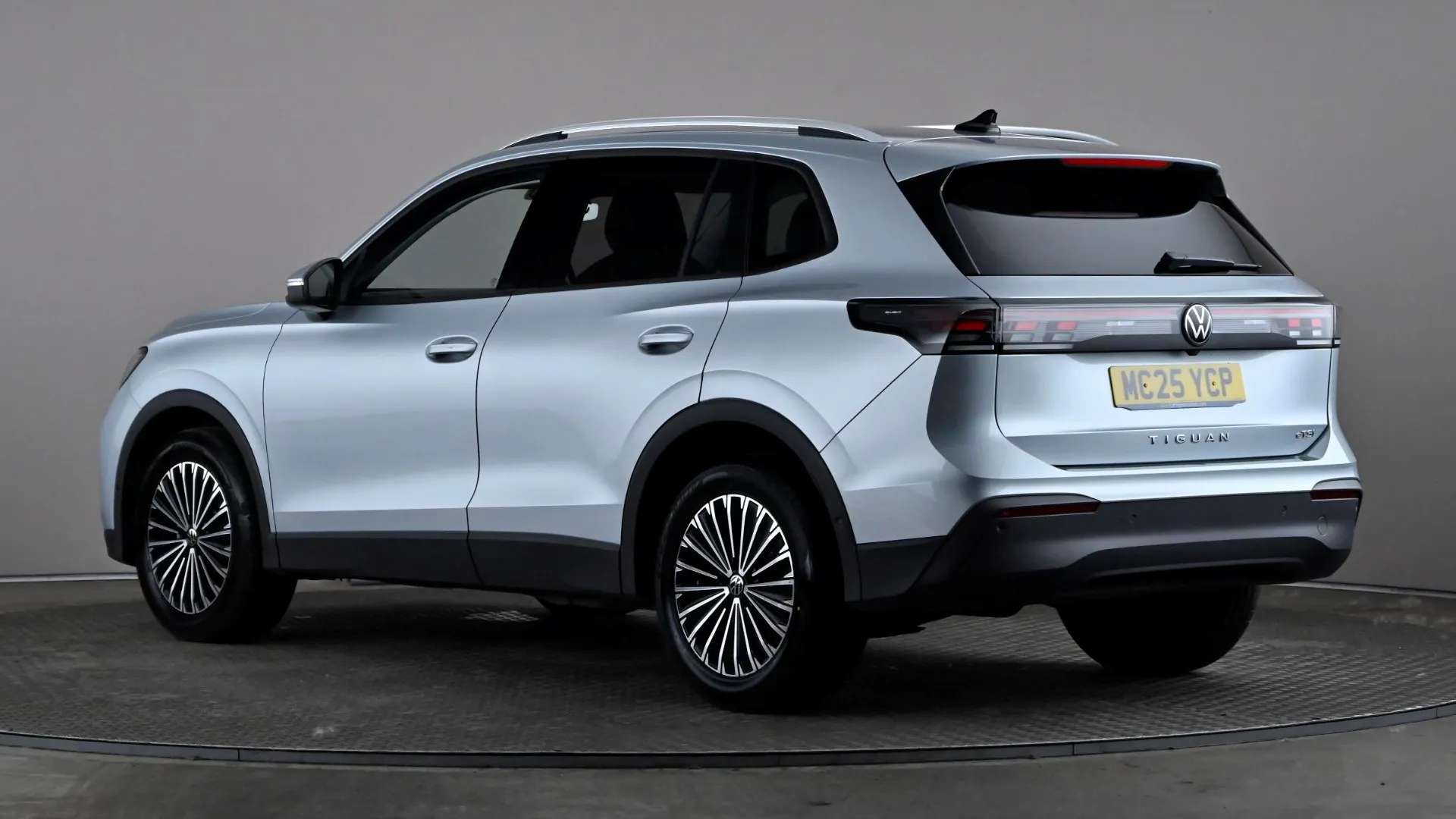 A 2025 VOLKSWAGEN TIGUAN 1.5 eTSI 150 Match DSG A 2025 VOLKSWAGEN TIGUAN 1.5 eTSI 150 Match DSG