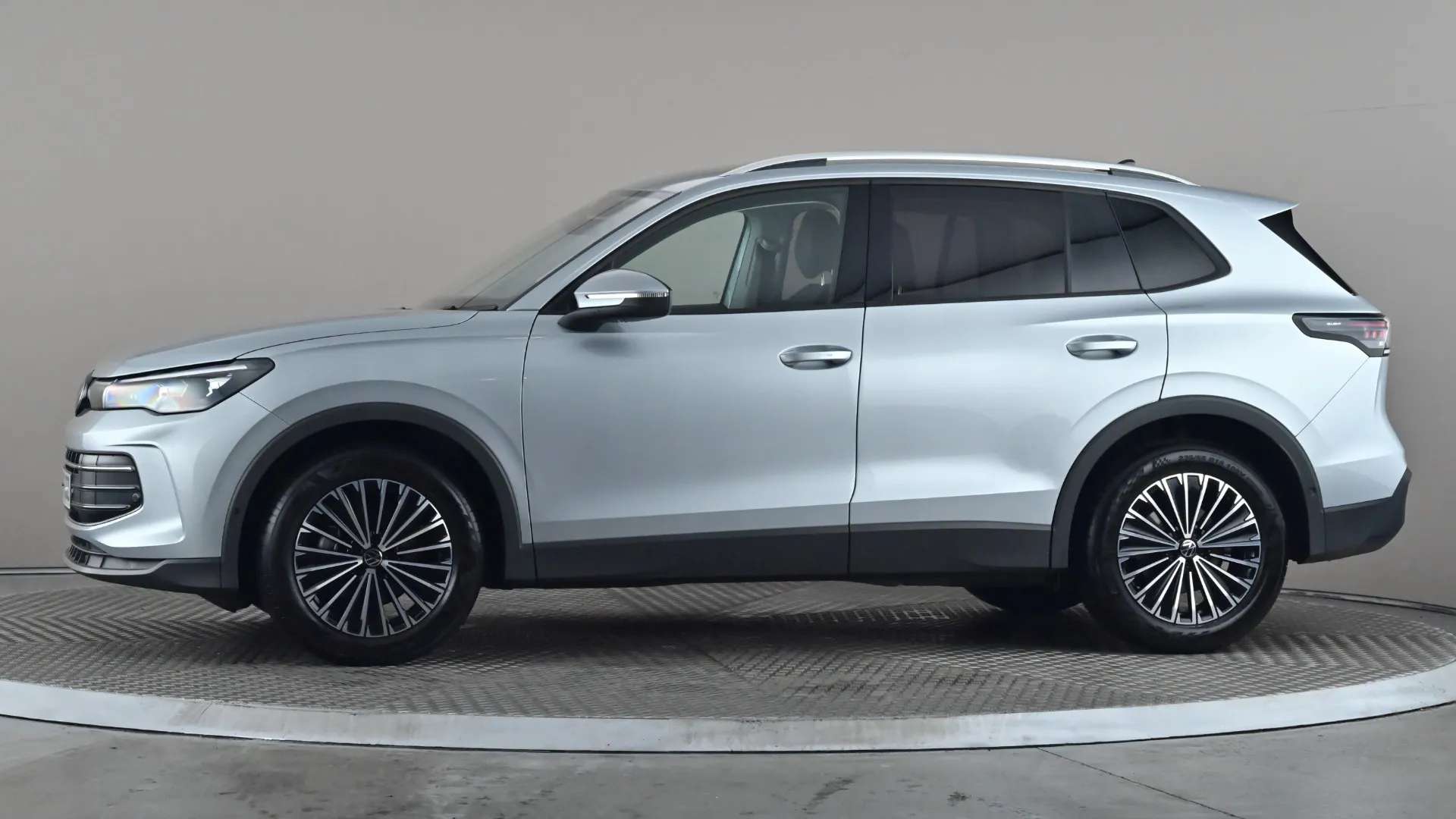 A 2025 VOLKSWAGEN TIGUAN 1.5 eTSI 150 Match DSG A 2025 VOLKSWAGEN TIGUAN 1.5 eTSI 150 Match DSG