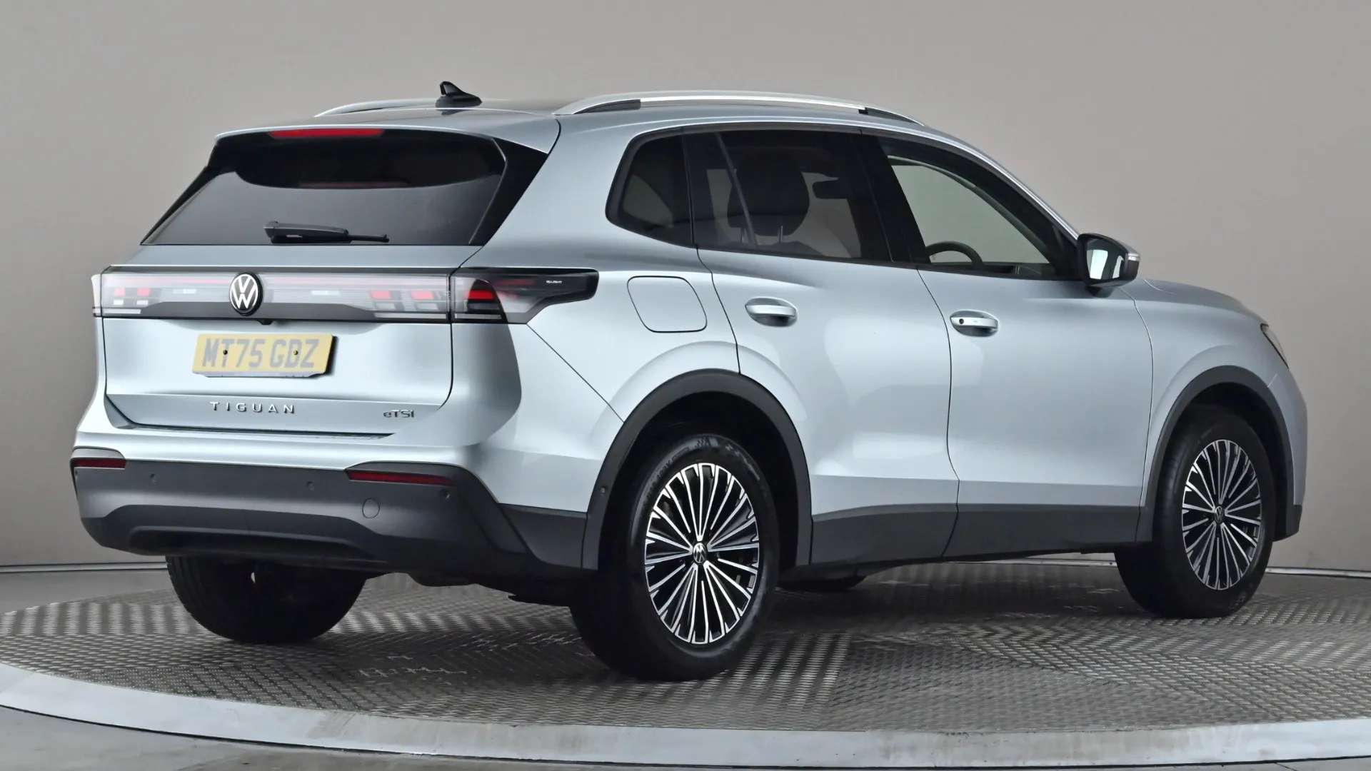 2025 VOLKSWAGEN TIGUAN 2025 VOLKSWAGEN TIGUAN