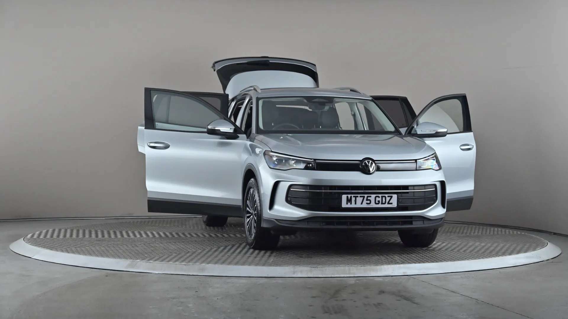 2025 VOLKSWAGEN TIGUAN 2025 VOLKSWAGEN TIGUAN
