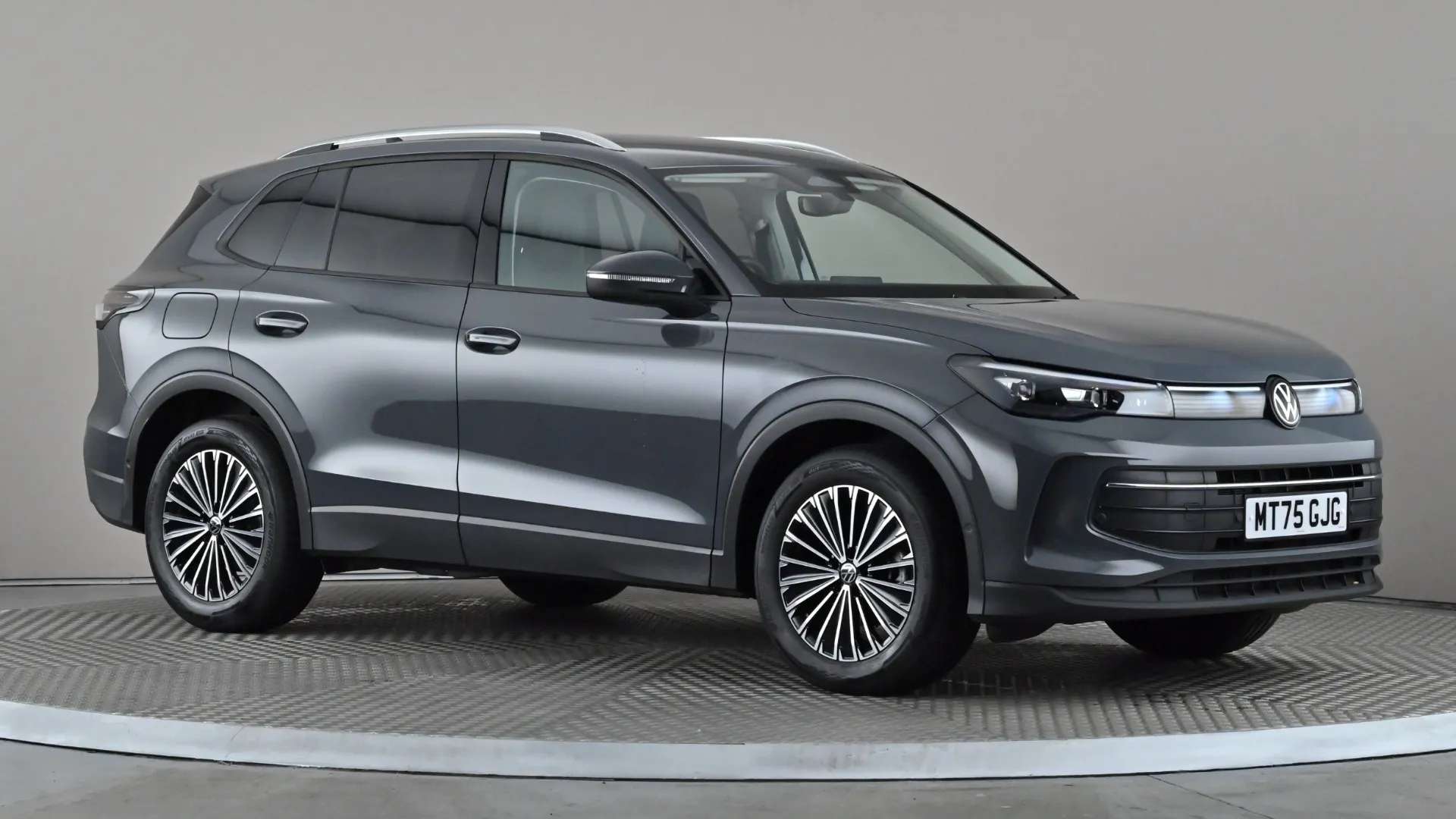 A 2025 VOLKSWAGEN TIGUAN 1.5 eTSI 150 Match DSG A 2025 VOLKSWAGEN TIGUAN 1.5 eTSI 150 Match DSG