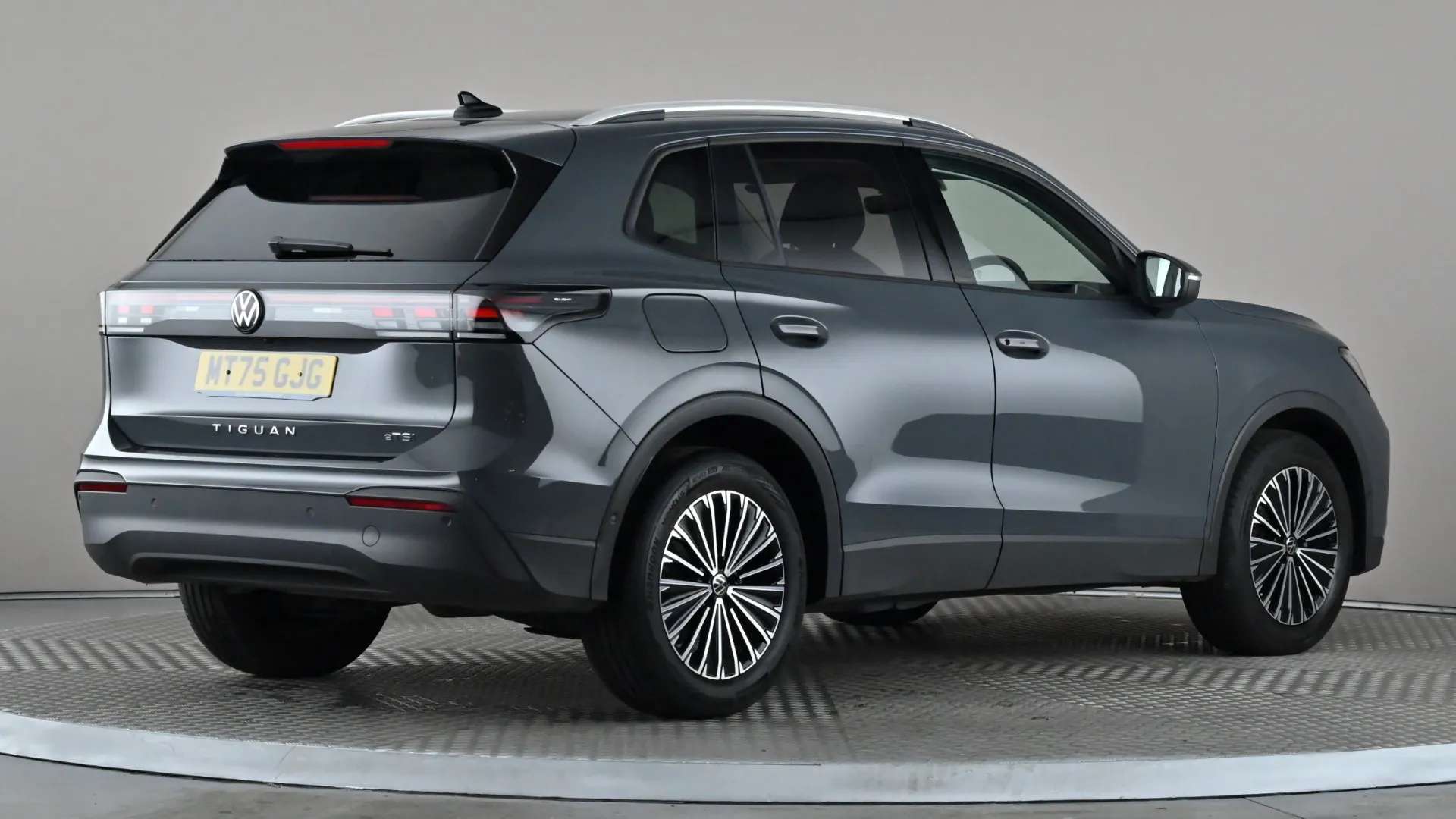 2025 VOLKSWAGEN TIGUAN 2025 VOLKSWAGEN TIGUAN
