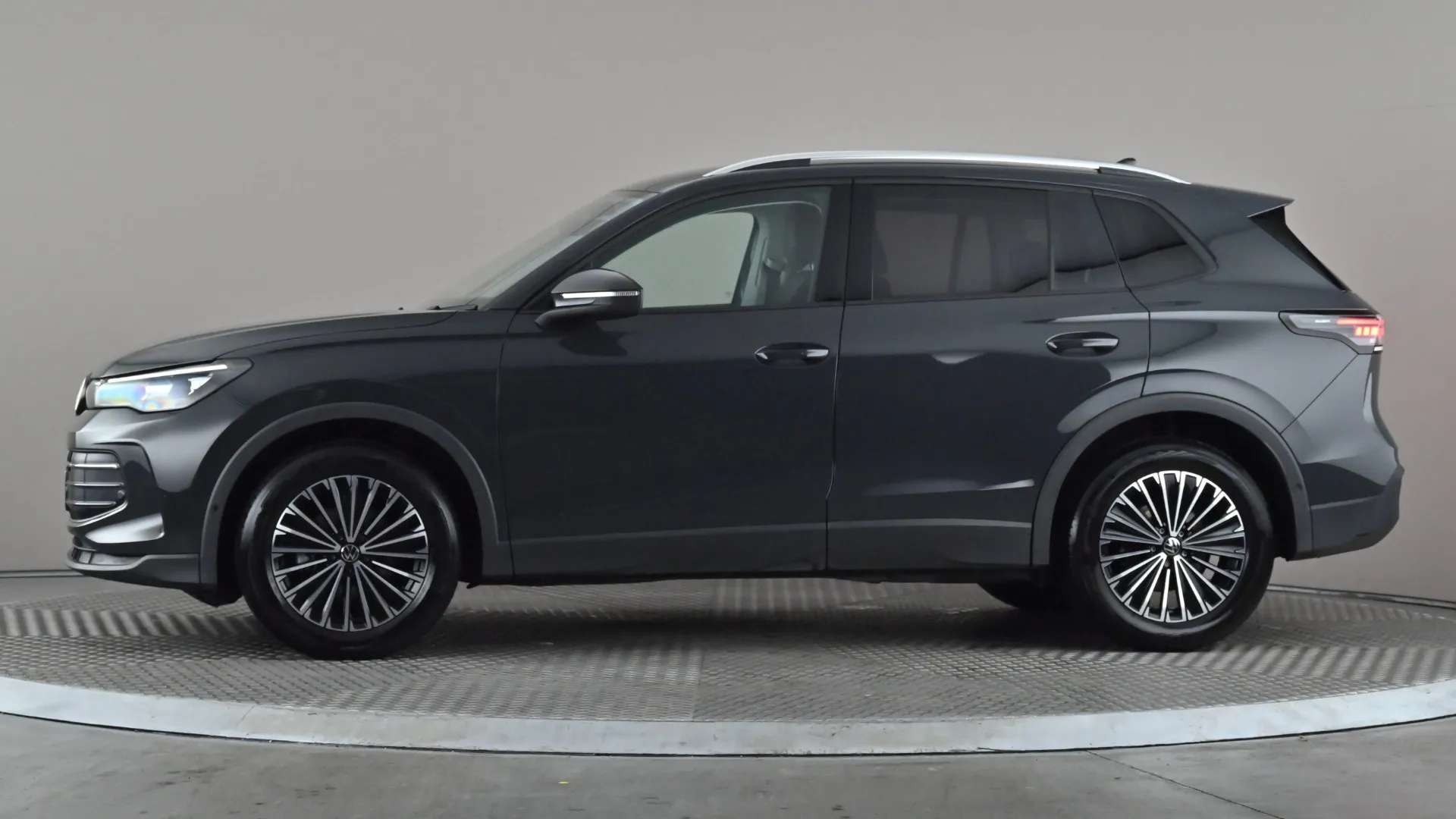 A 2025 VOLKSWAGEN TIGUAN 1.5 eTSI 150 Match DSG A 2025 VOLKSWAGEN TIGUAN 1.5 eTSI 150 Match DSG