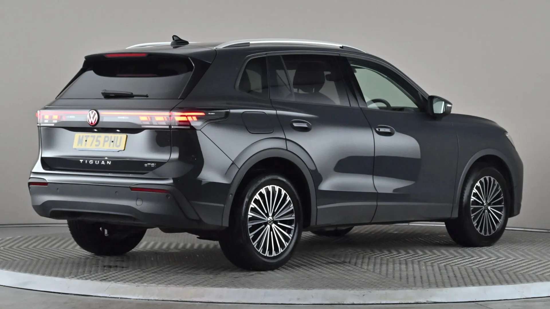 2025 VOLKSWAGEN TIGUAN 2025 VOLKSWAGEN TIGUAN