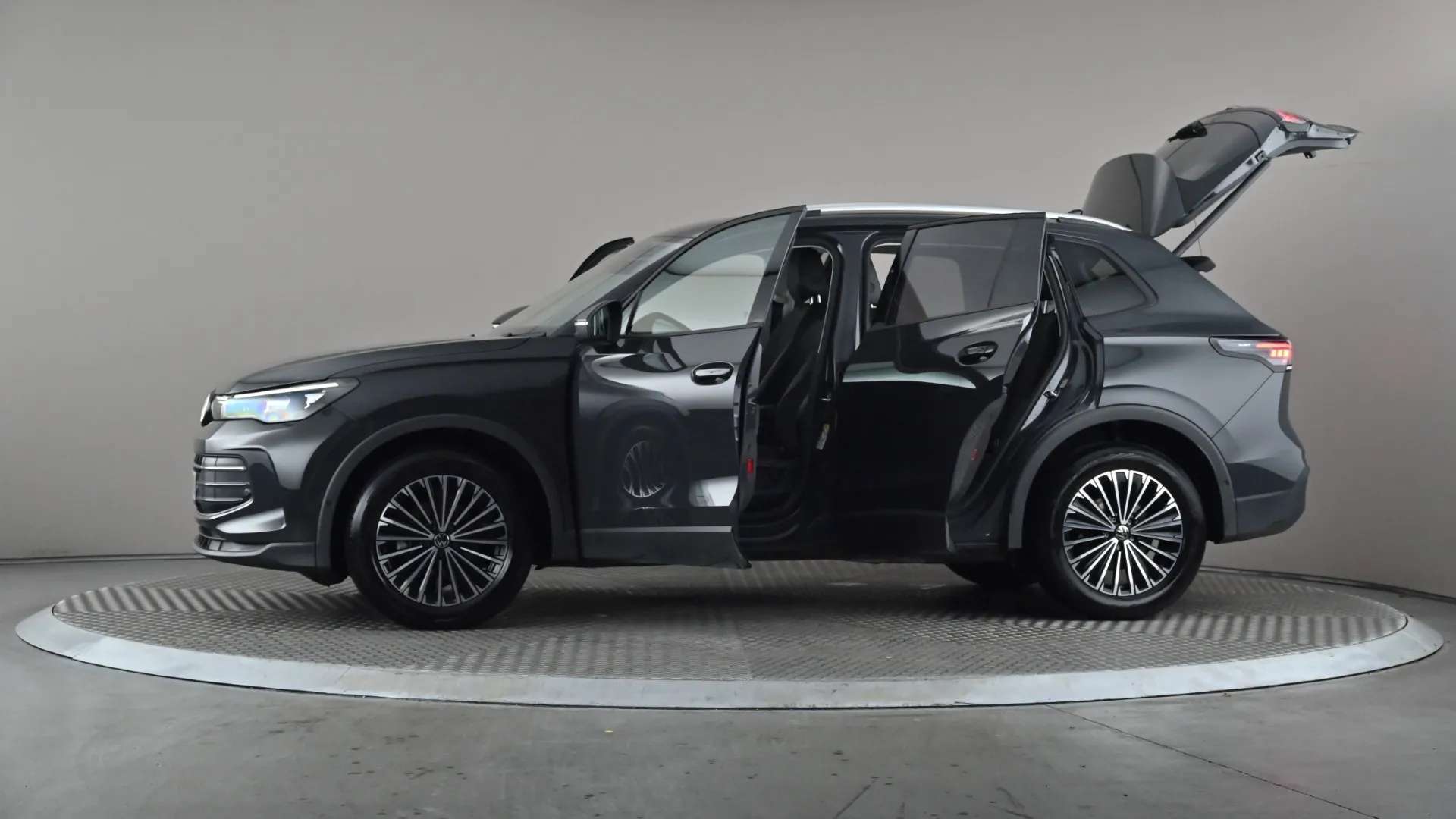 2025 VOLKSWAGEN TIGUAN 2025 VOLKSWAGEN TIGUAN