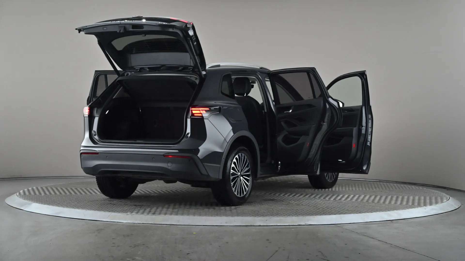 2025 VOLKSWAGEN TIGUAN 2025 VOLKSWAGEN TIGUAN