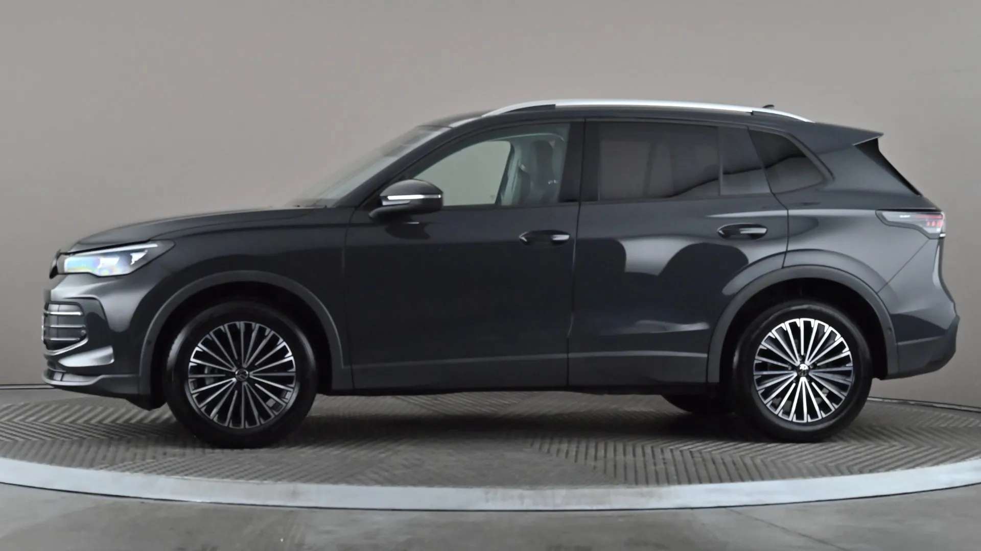 A 2025 VOLKSWAGEN TIGUAN 1.5 eTSI 150 Match DSG A 2025 VOLKSWAGEN TIGUAN 1.5 eTSI 150 Match DSG