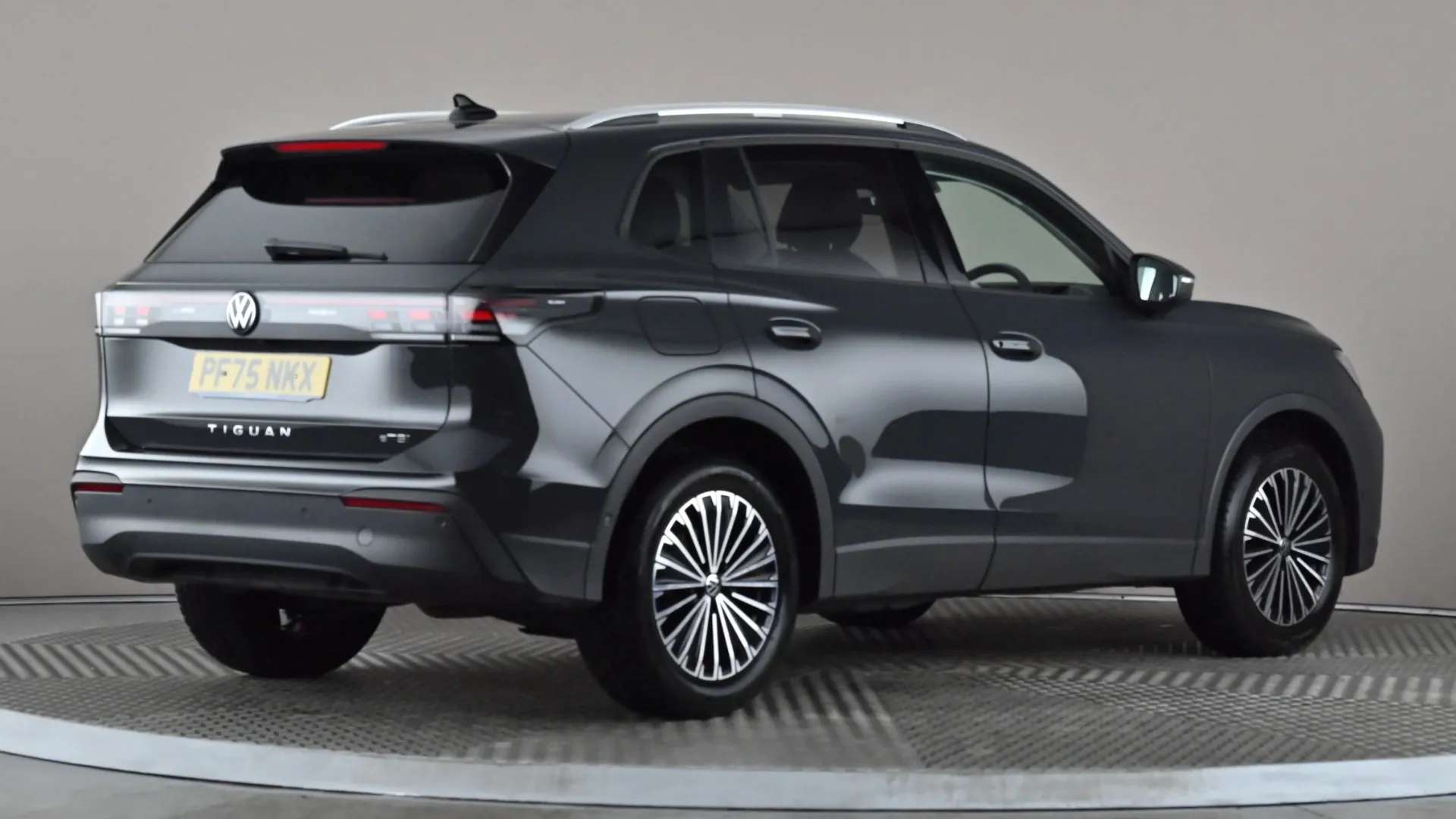 2025 VOLKSWAGEN TIGUAN 2025 VOLKSWAGEN TIGUAN