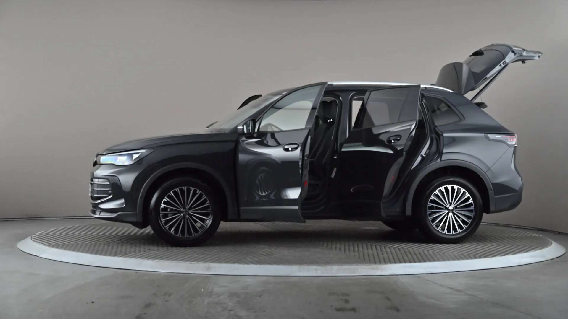 2025 VOLKSWAGEN TIGUAN 2025 VOLKSWAGEN TIGUAN