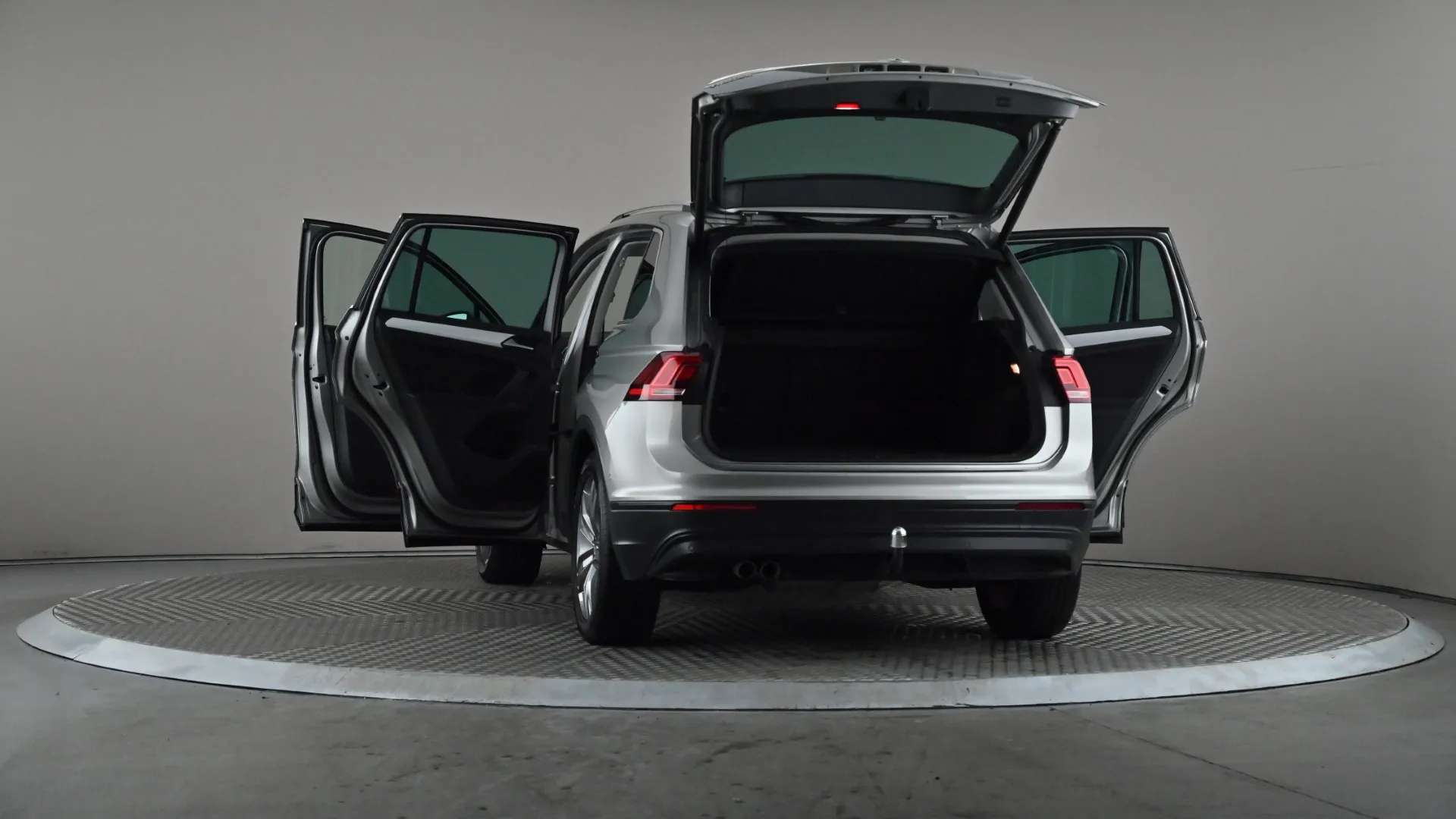 2019 VOLKSWAGEN TIGUAN 2019 VOLKSWAGEN TIGUAN
