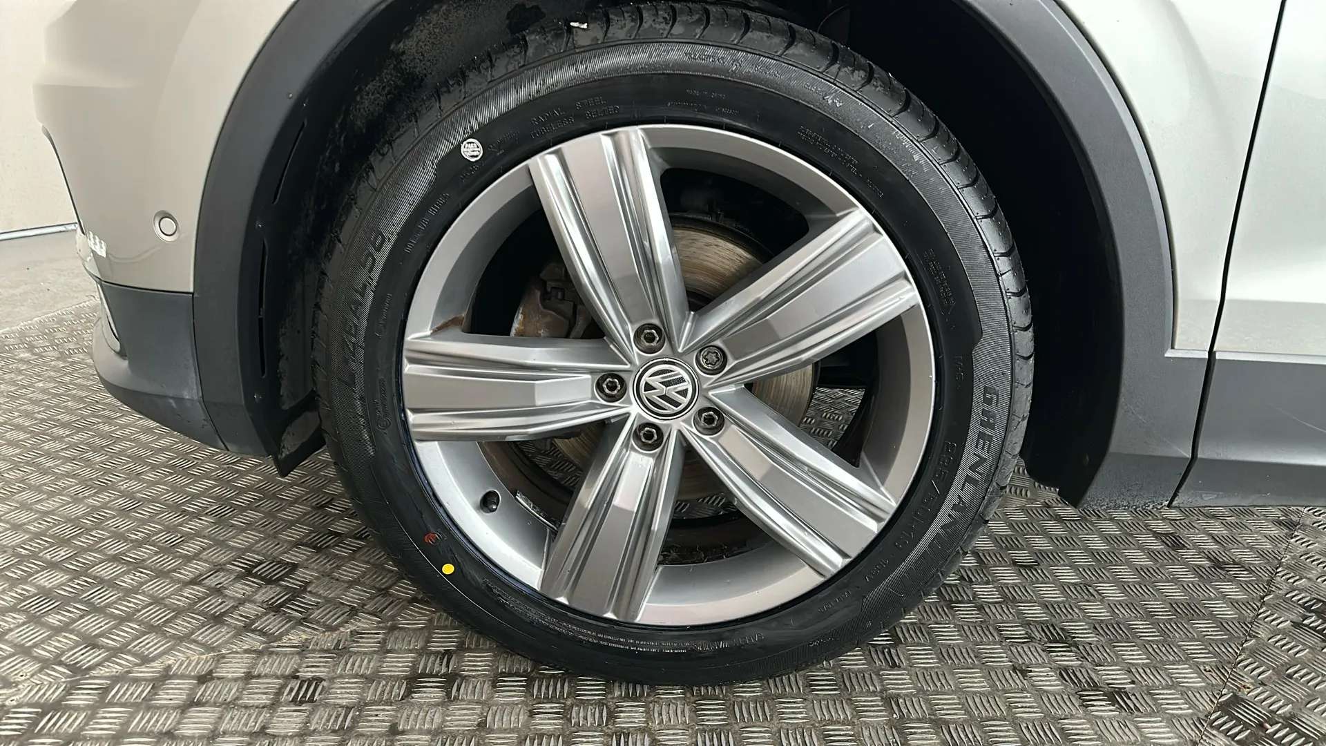 2019 VOLKSWAGEN TIGUAN 2019 VOLKSWAGEN TIGUAN