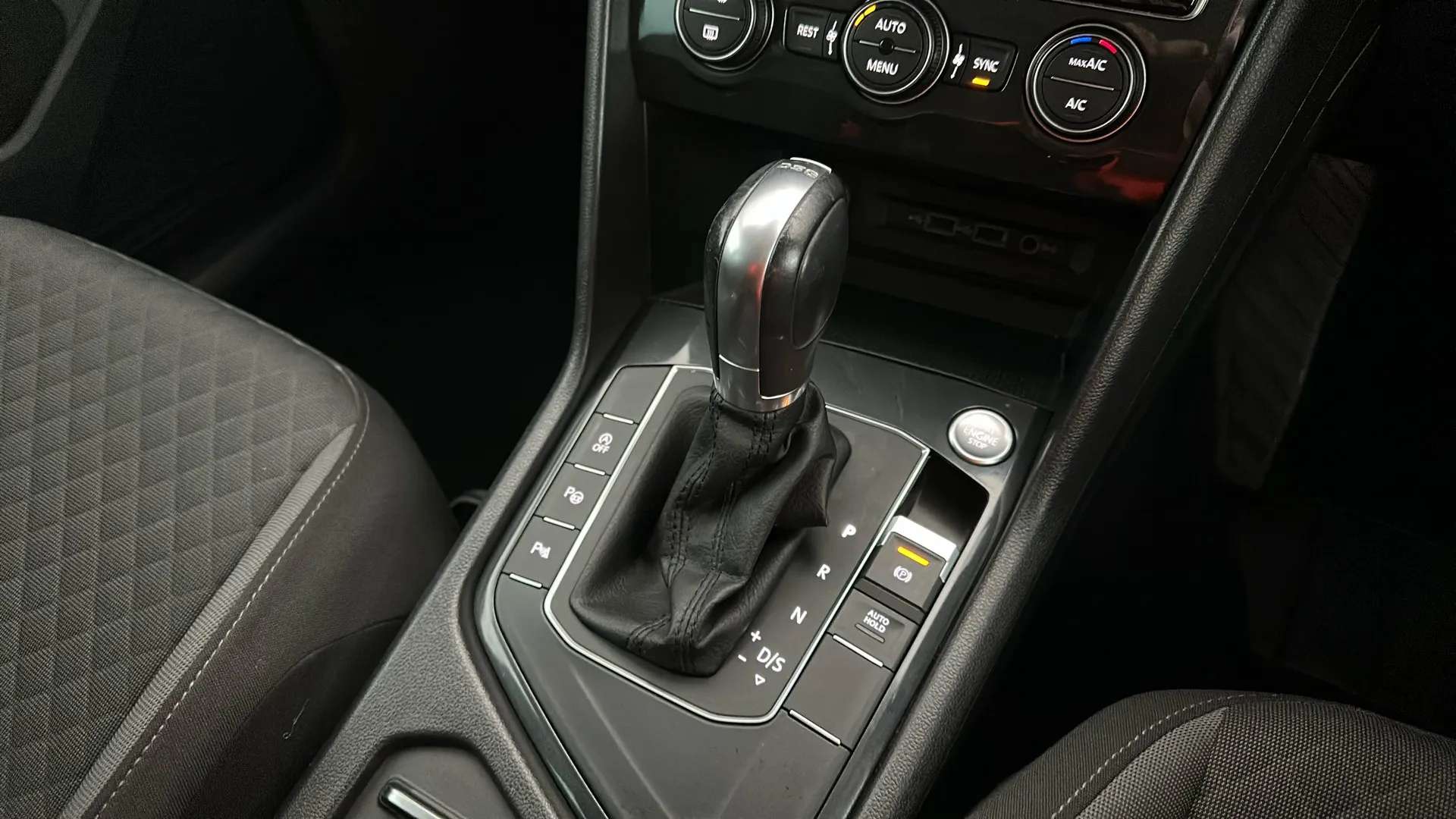 2019 VOLKSWAGEN TIGUAN 2019 VOLKSWAGEN TIGUAN