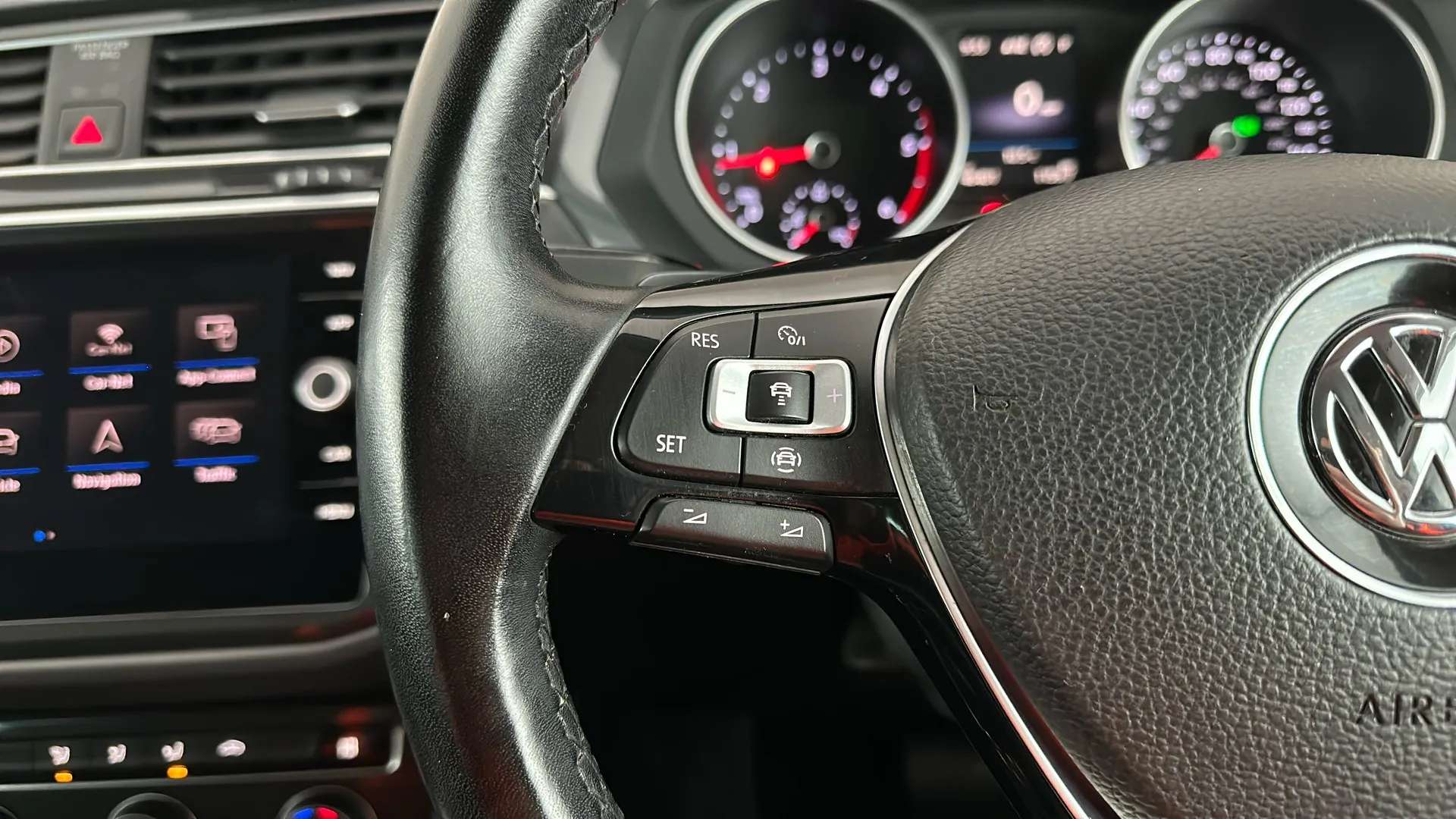 2019 VOLKSWAGEN TIGUAN 2019 VOLKSWAGEN TIGUAN