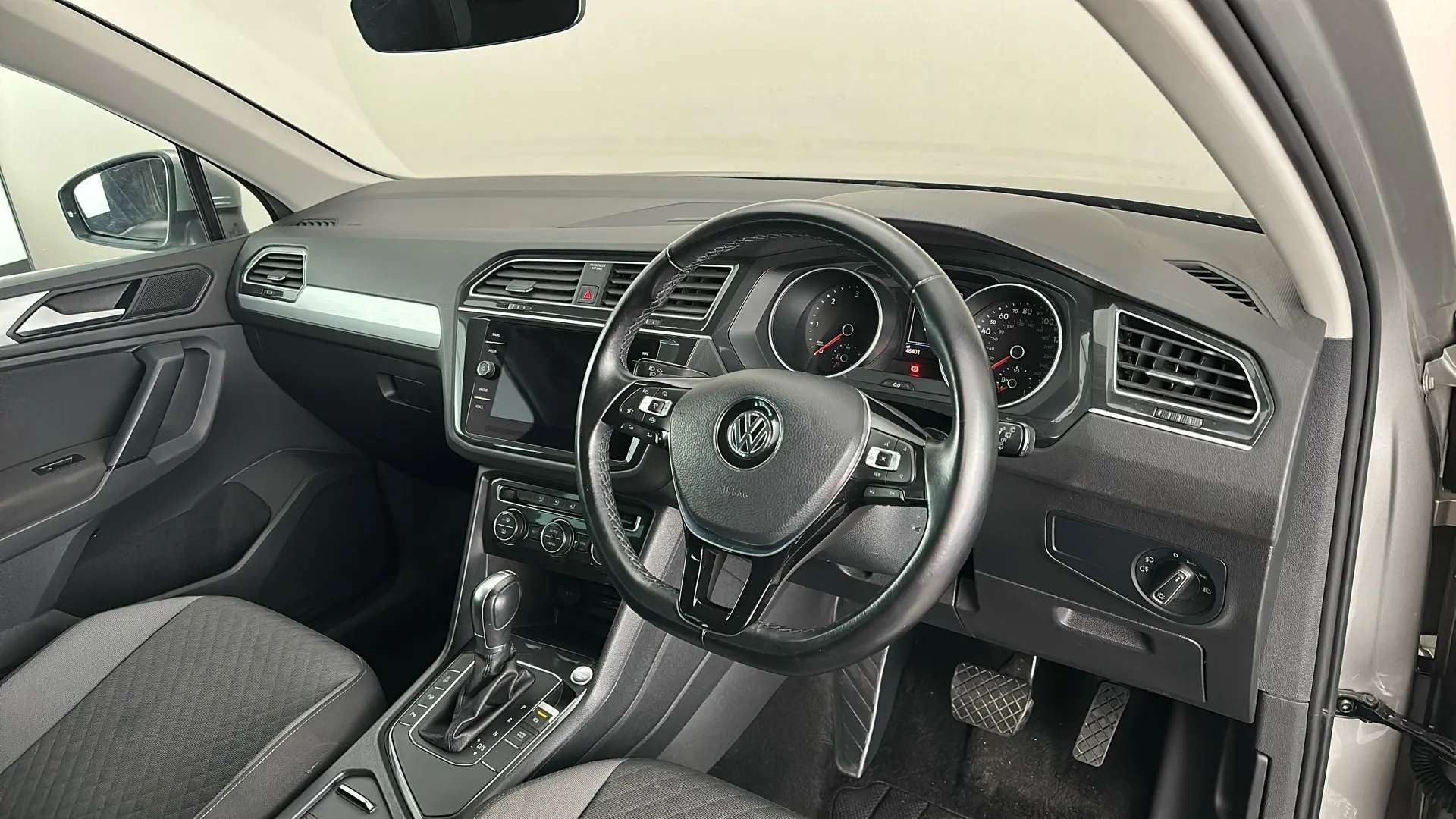 2019 VOLKSWAGEN TIGUAN 2019 VOLKSWAGEN TIGUAN