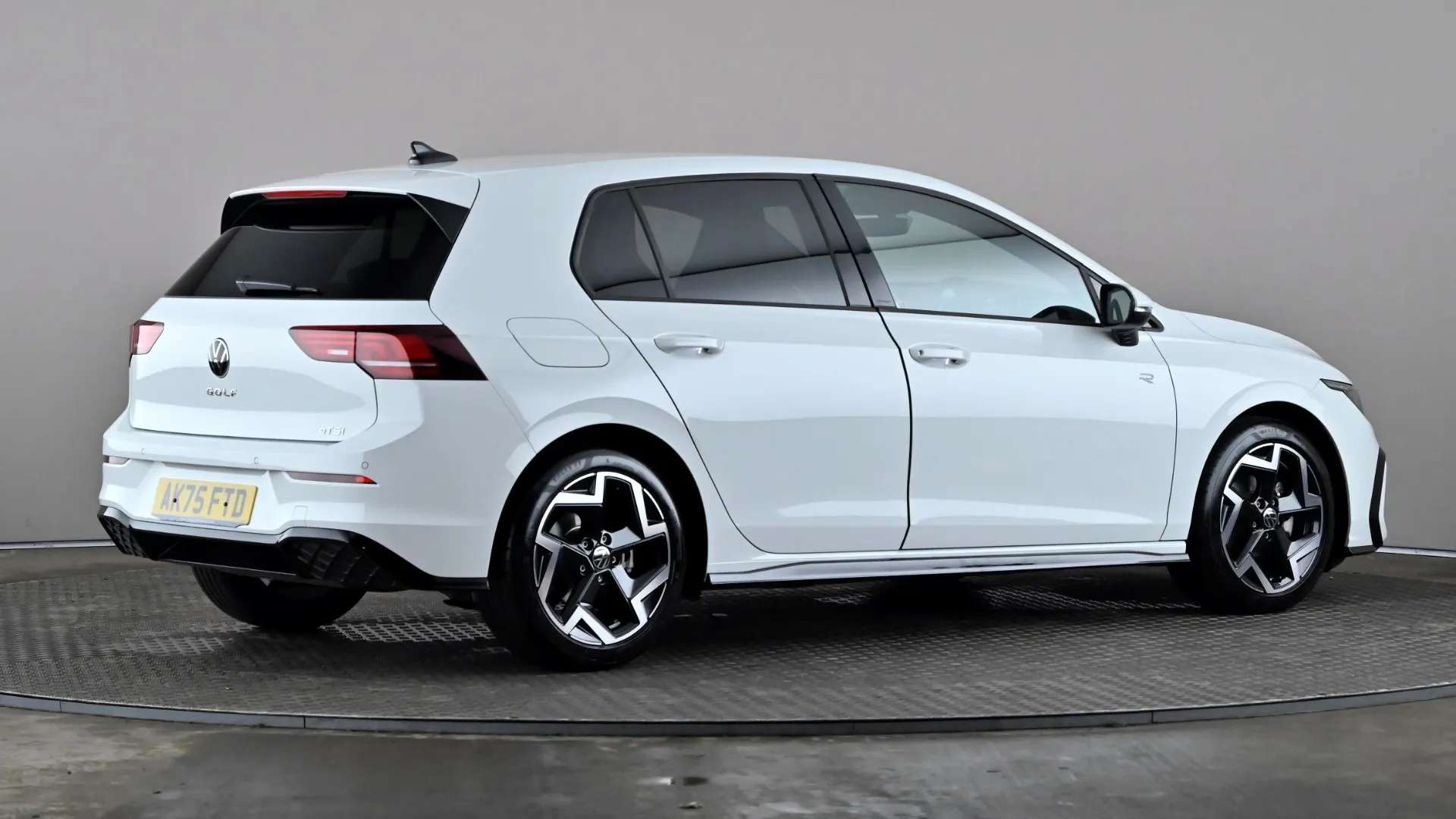 2025 VOLKSWAGEN GOLF 2025 VOLKSWAGEN GOLF