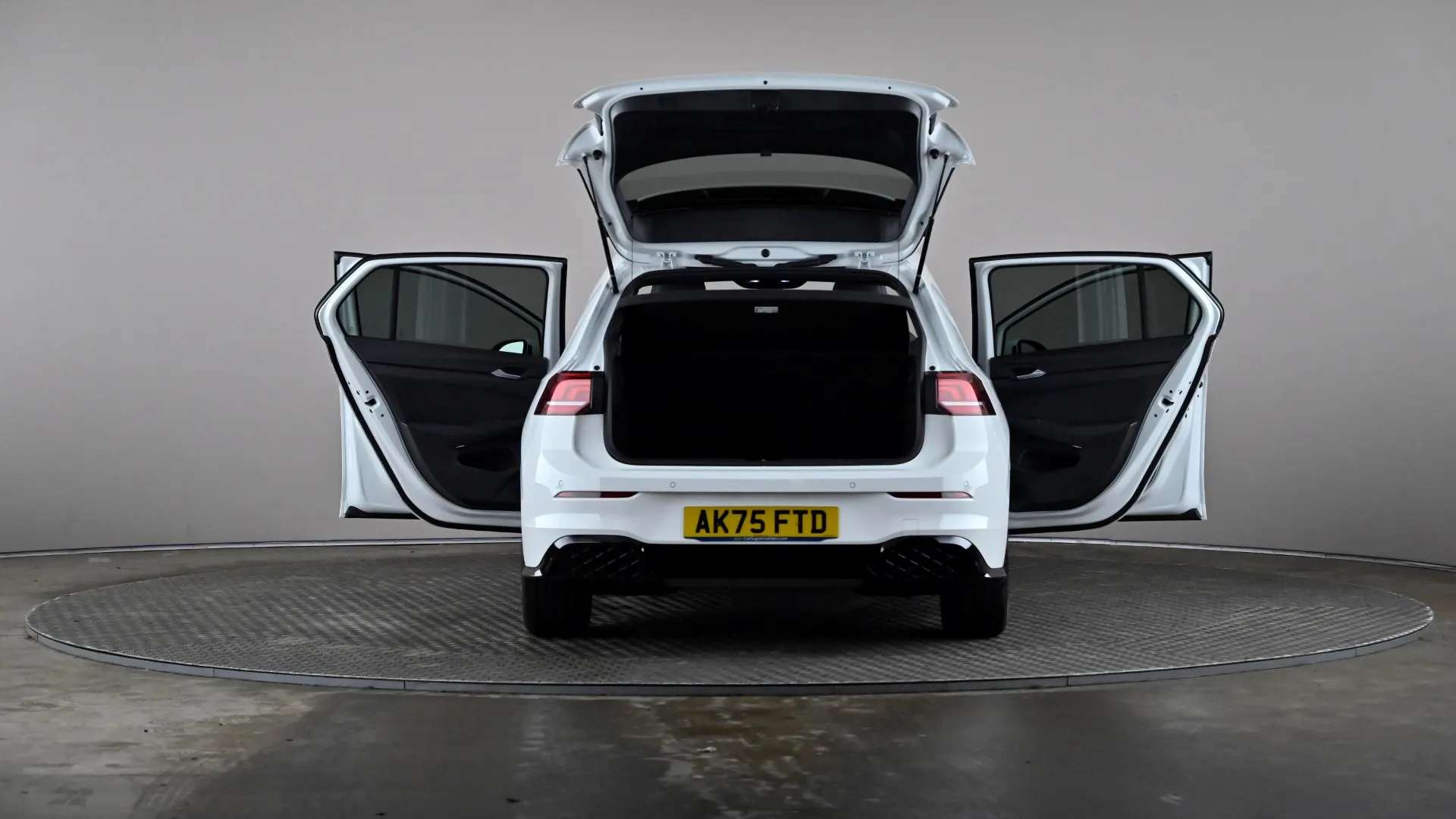 2025 VOLKSWAGEN GOLF 2025 VOLKSWAGEN GOLF
