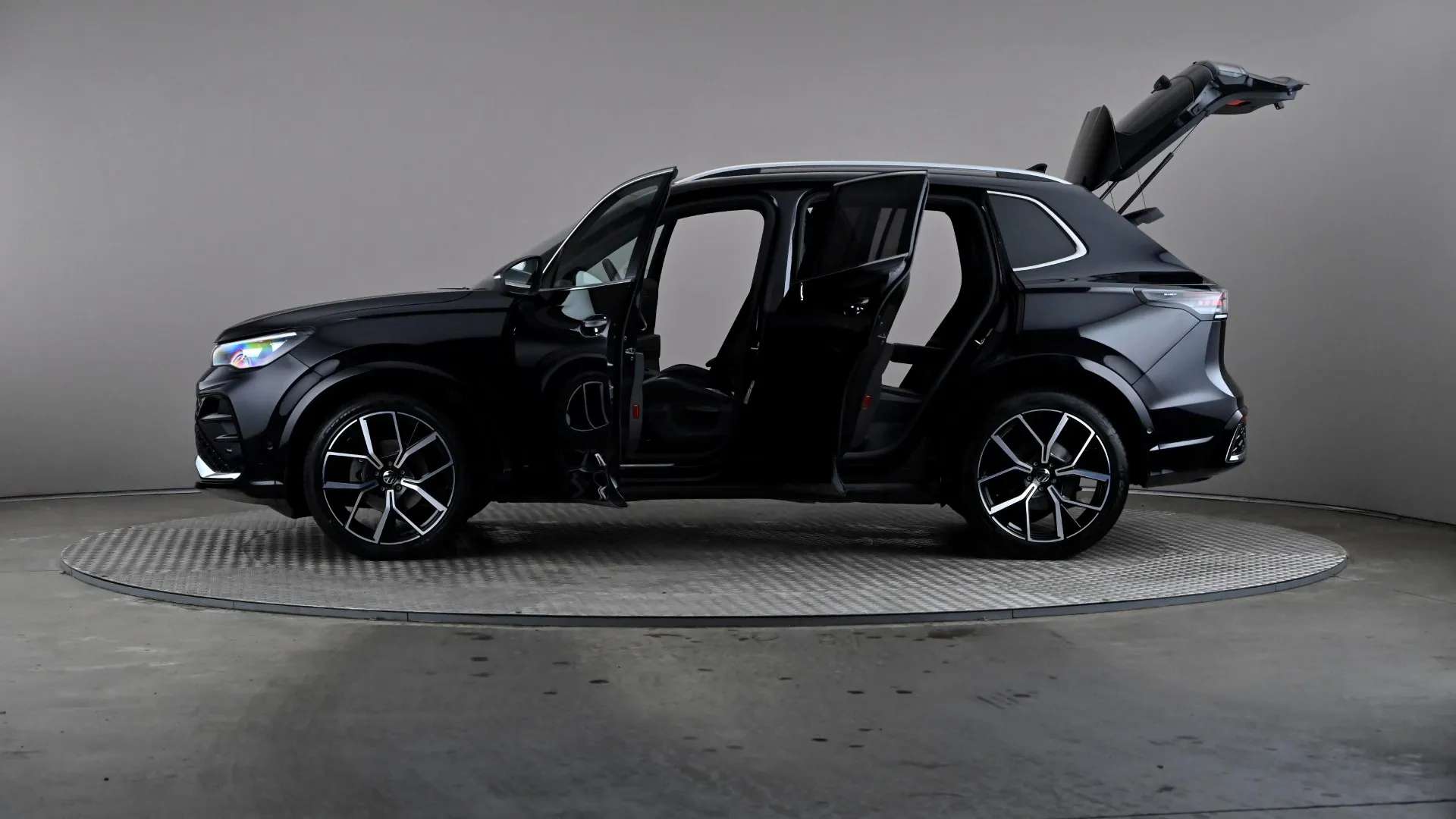 2024 VOLKSWAGEN TIGUAN 2024 VOLKSWAGEN TIGUAN
