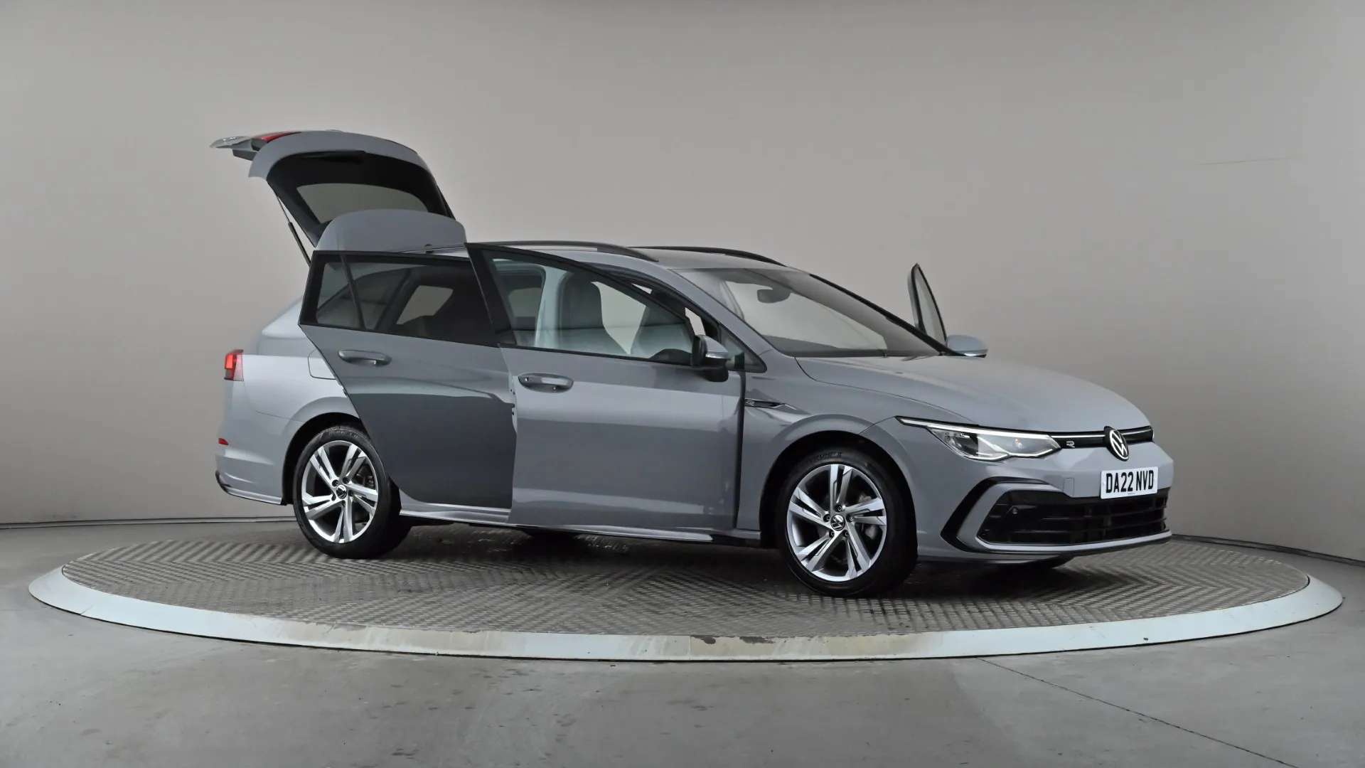 2022 VOLKSWAGEN GOLF 2022 VOLKSWAGEN GOLF