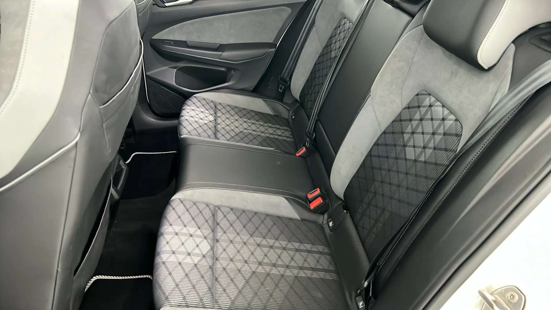 2020 VOLKSWAGEN GOLF 2020 VOLKSWAGEN GOLF