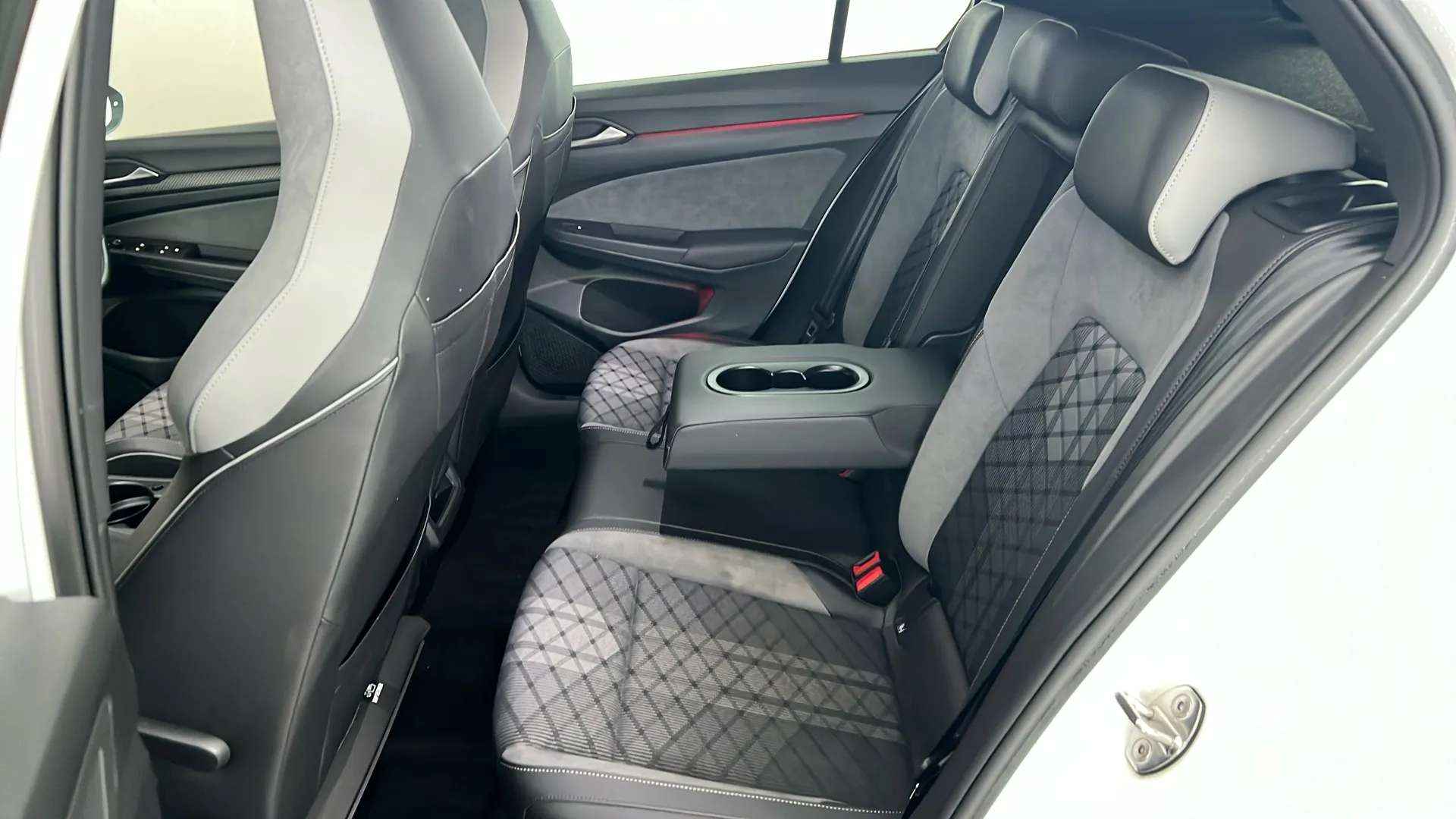 2020 VOLKSWAGEN GOLF 2020 VOLKSWAGEN GOLF