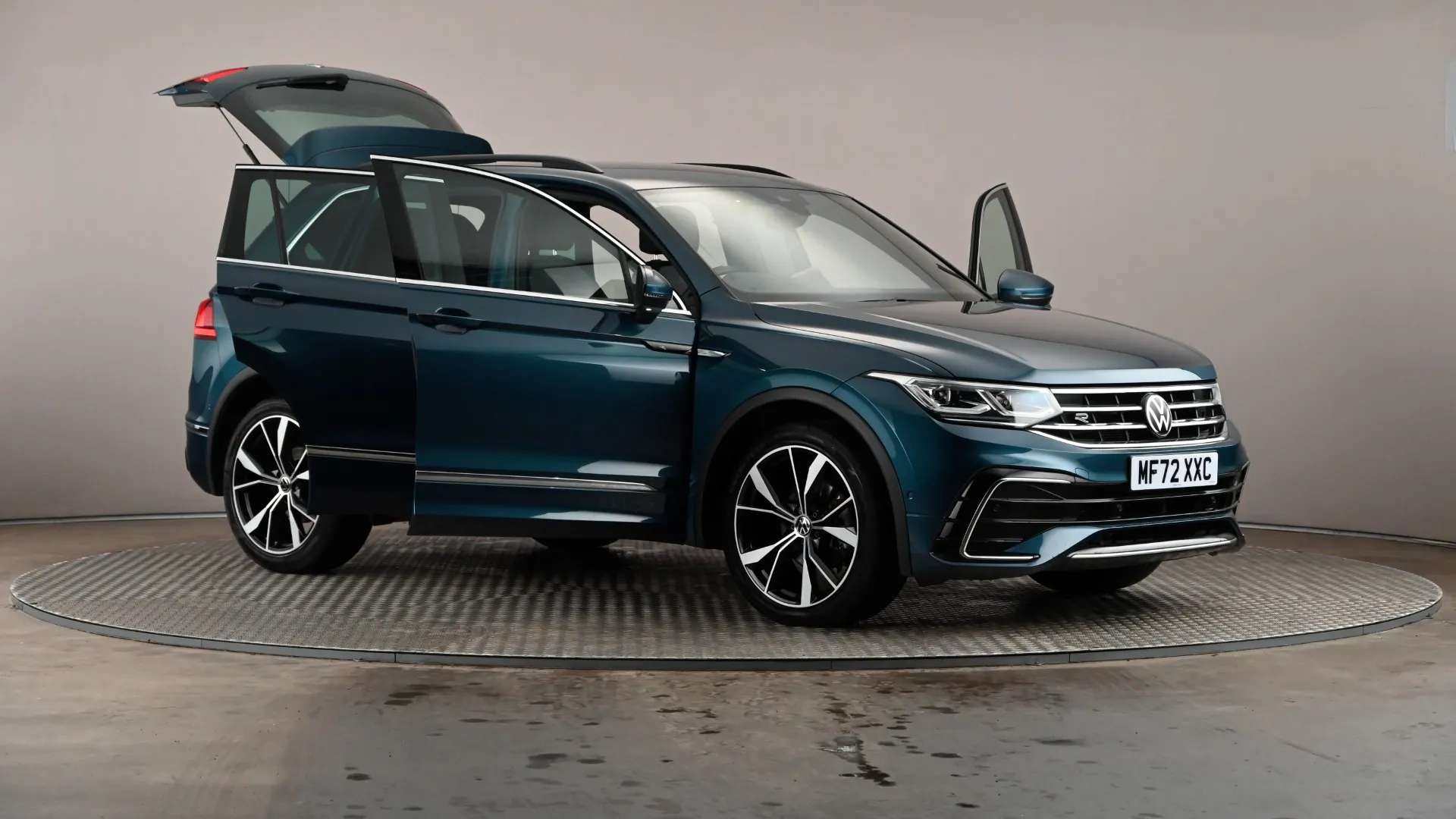 2022 VOLKSWAGEN TIGUAN 2022 VOLKSWAGEN TIGUAN