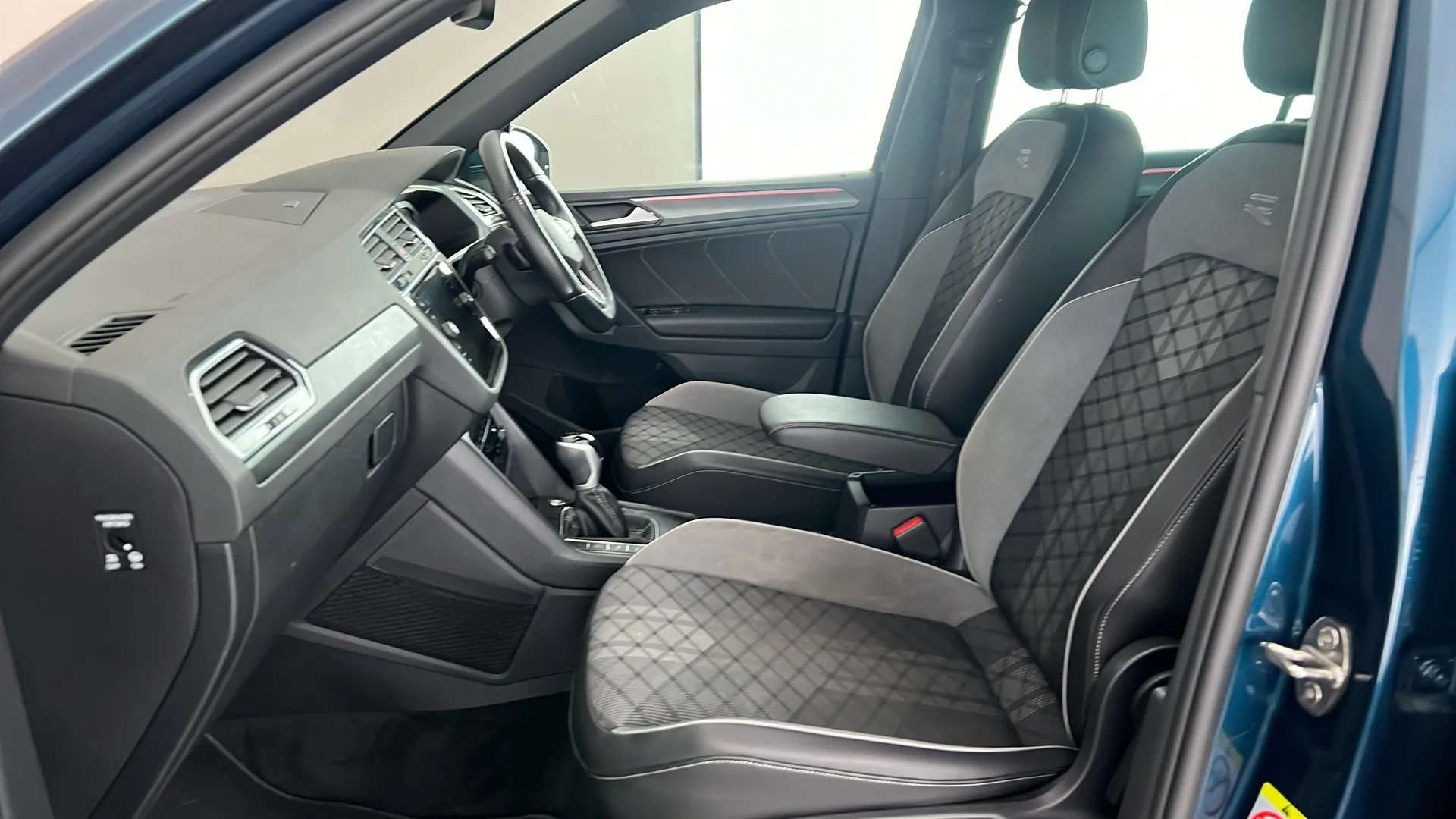 2022 VOLKSWAGEN TIGUAN 2022 VOLKSWAGEN TIGUAN