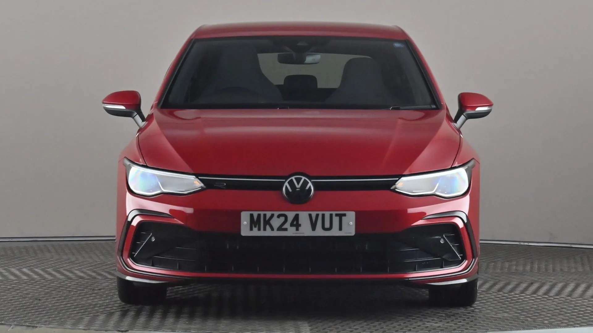 A 2024 VOLKSWAGEN GOLF 2.0 TDI 150 R-Line DSG A 2024 VOLKSWAGEN GOLF 2.0 TDI 150 R-Line DSG