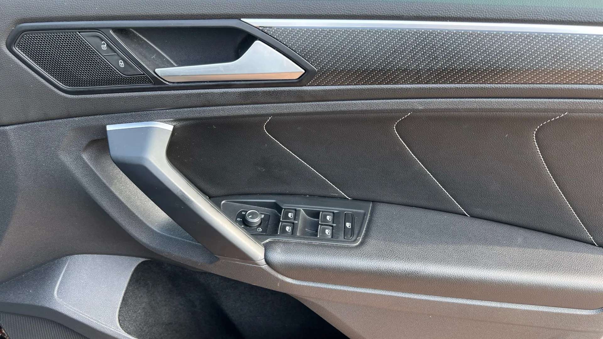 2021 VOLKSWAGEN TIGUAN 2021 VOLKSWAGEN TIGUAN