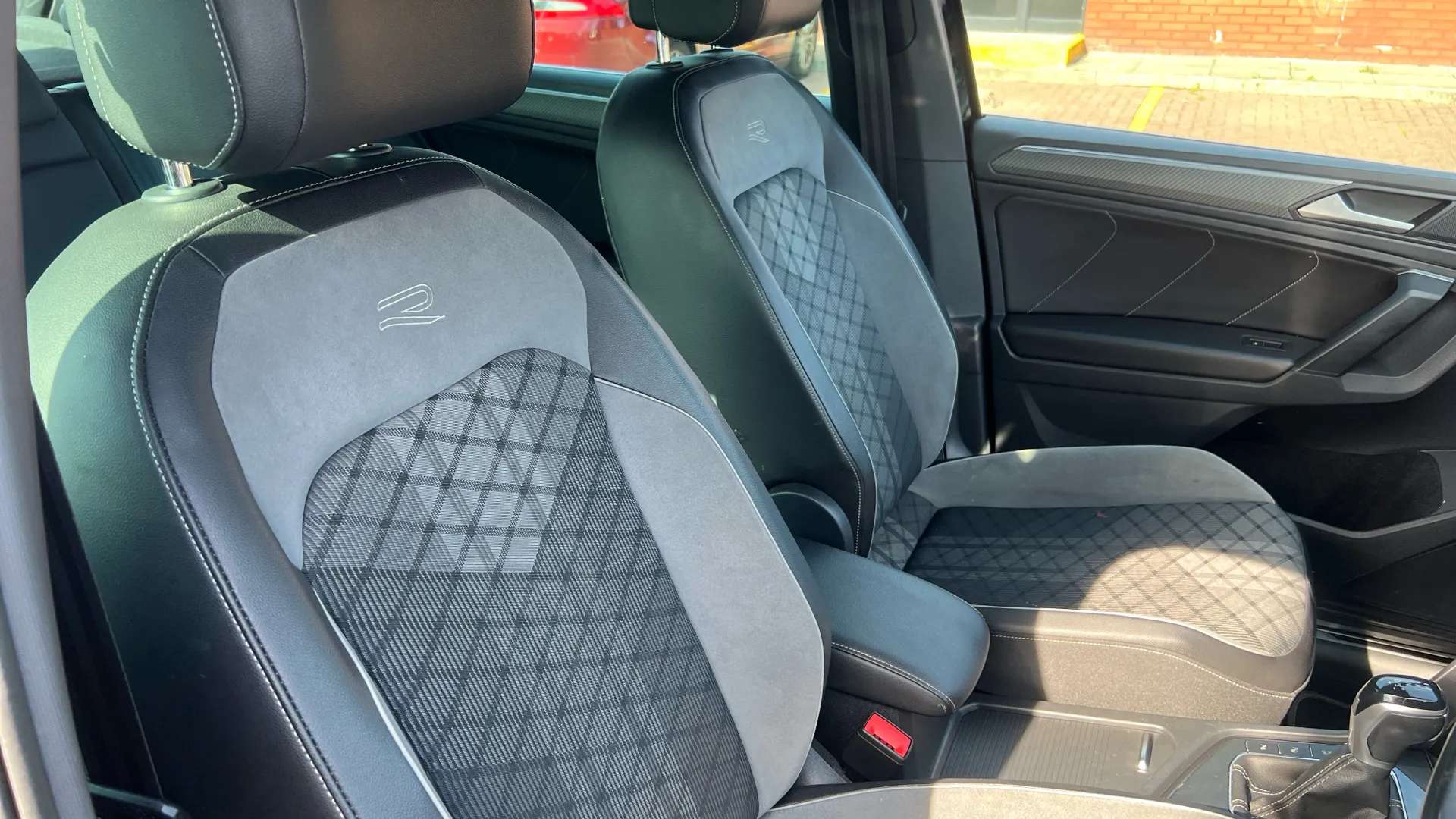 2021 VOLKSWAGEN TIGUAN 2021 VOLKSWAGEN TIGUAN