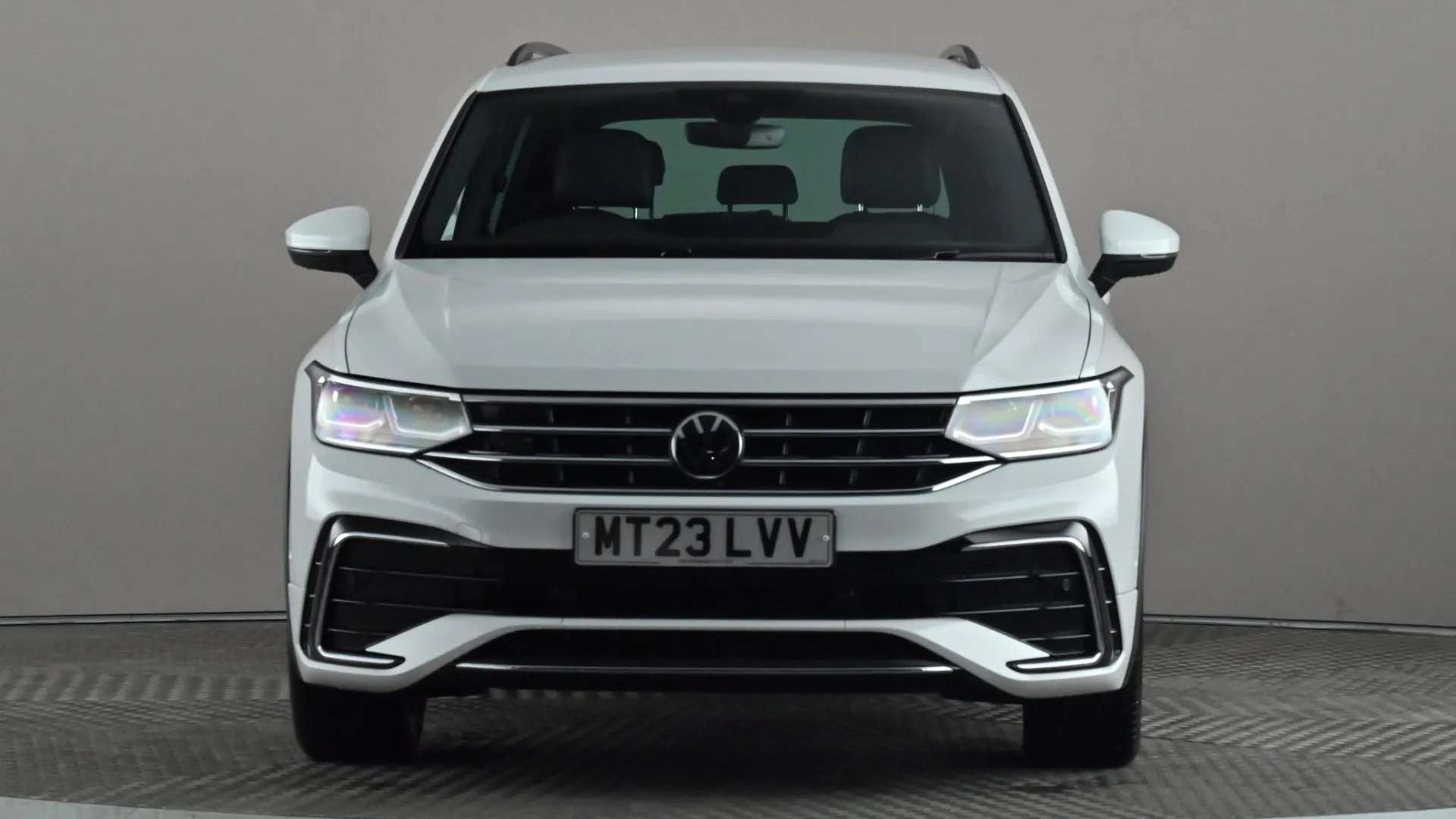 A 2023 VOLKSWAGEN TIGUAN 1.5 TSI 150 R-Line DSG A 2023 VOLKSWAGEN TIGUAN 1.5 TSI 150 R-Line DSG