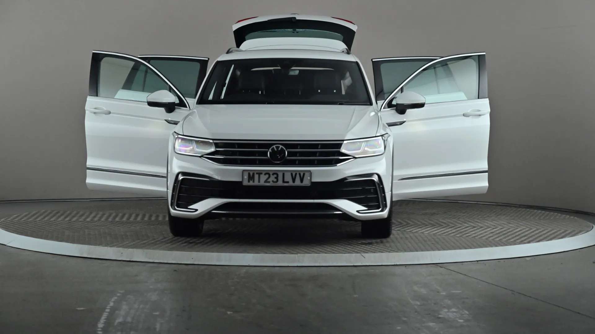 2023 VOLKSWAGEN TIGUAN 2023 VOLKSWAGEN TIGUAN