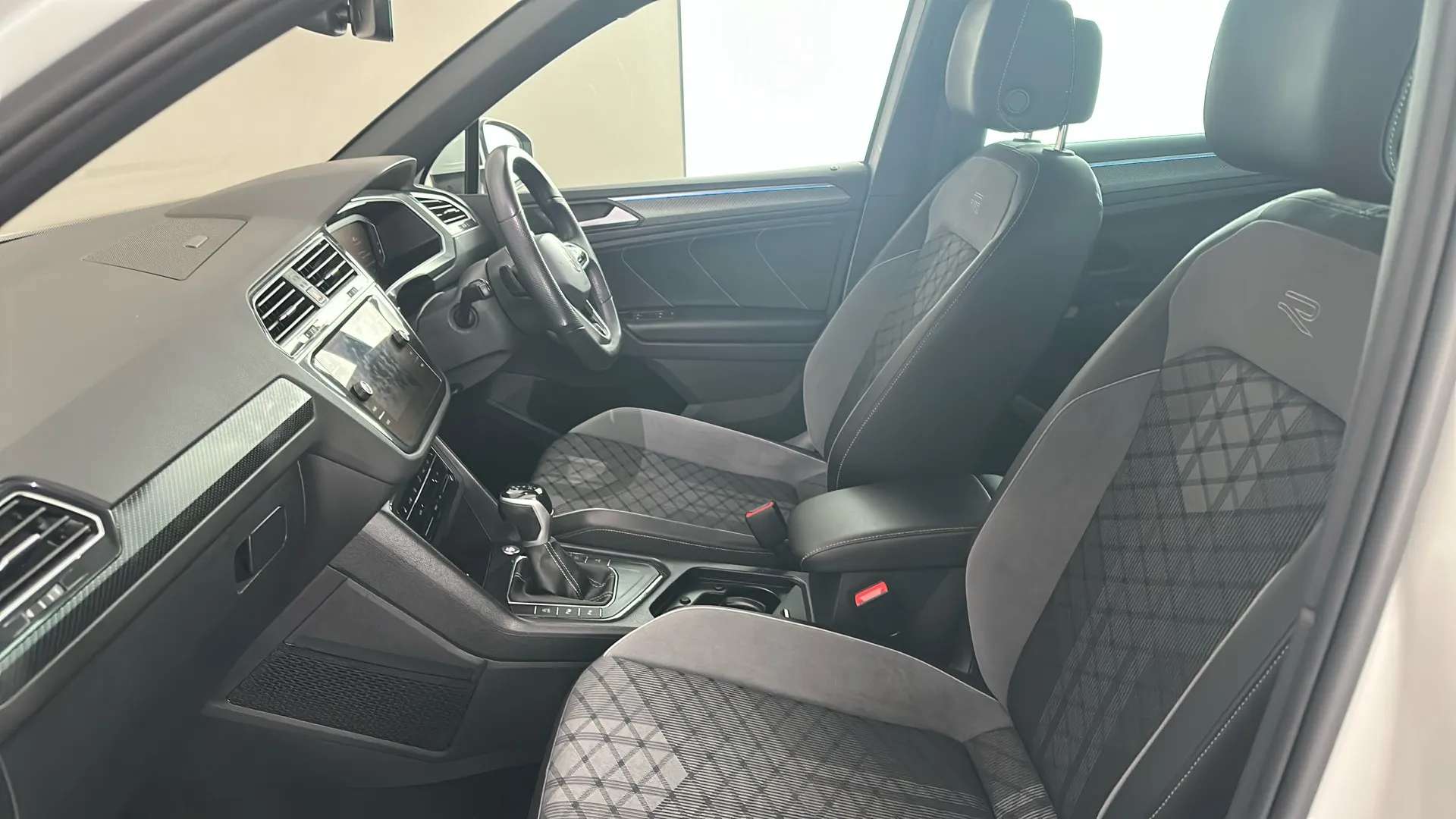 2023 VOLKSWAGEN TIGUAN 2023 VOLKSWAGEN TIGUAN