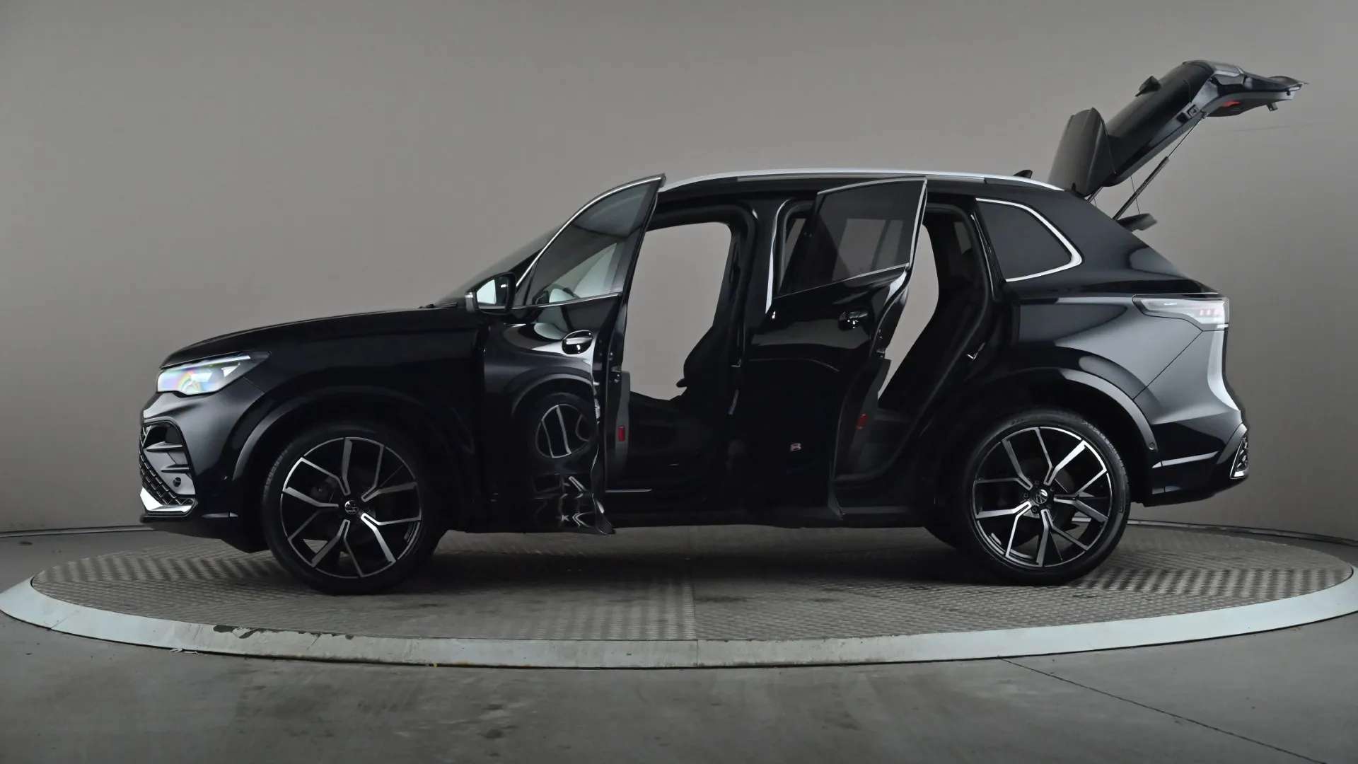 2024 VOLKSWAGEN TIGUAN 2024 VOLKSWAGEN TIGUAN