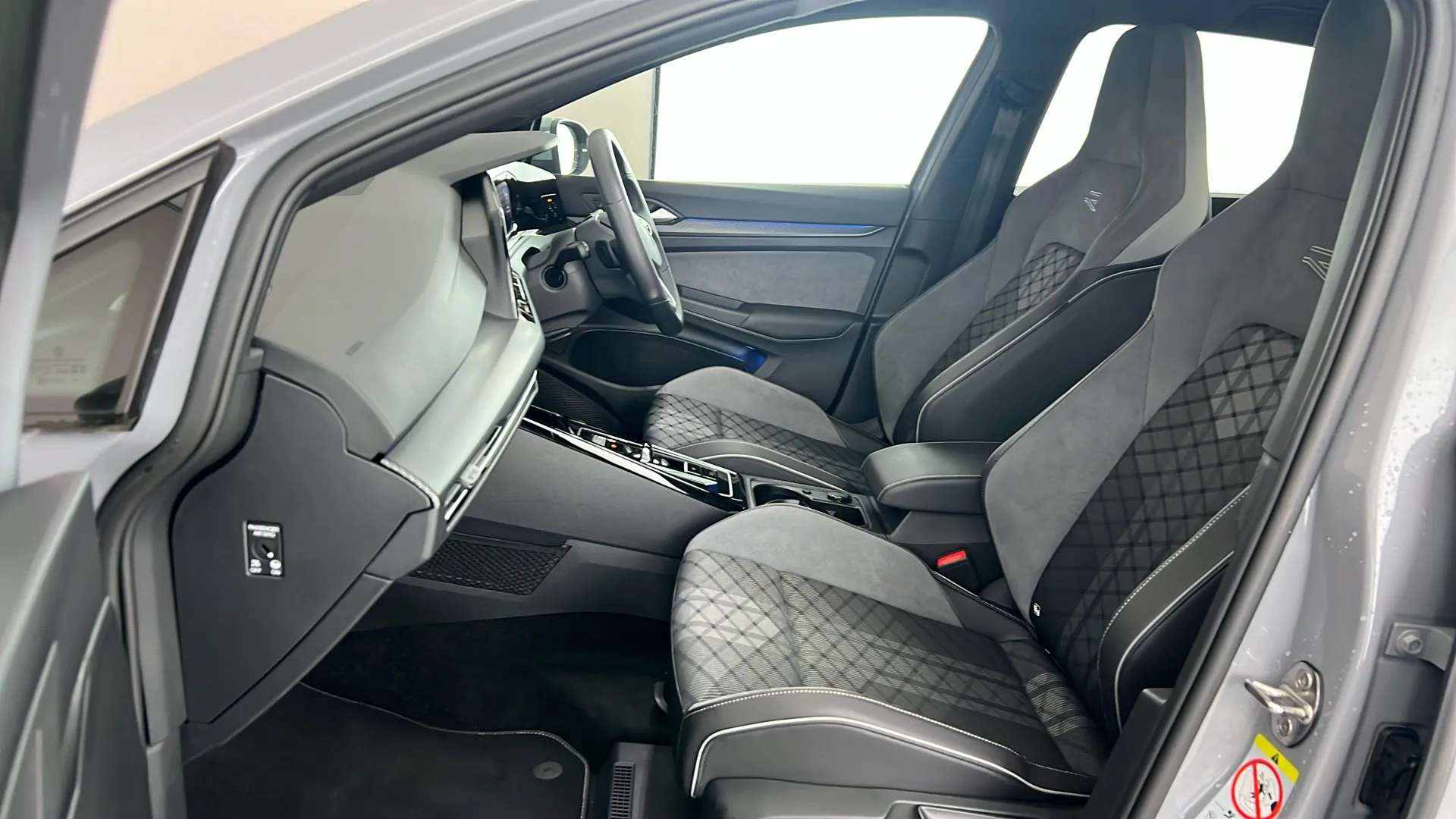 2023 VOLKSWAGEN GOLF 2023 VOLKSWAGEN GOLF