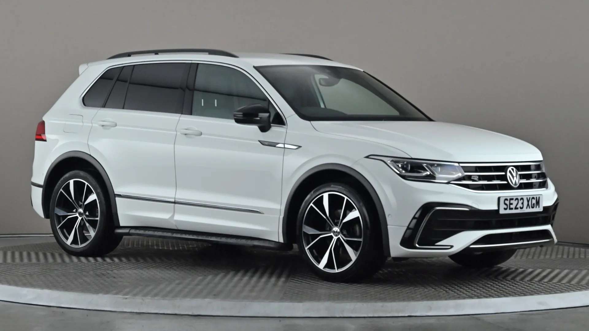 A 2023 VOLKSWAGEN TIGUAN 1.5 TSI 150 R-Line DSG A 2023 VOLKSWAGEN TIGUAN 1.5 TSI 150 R-Line DSG