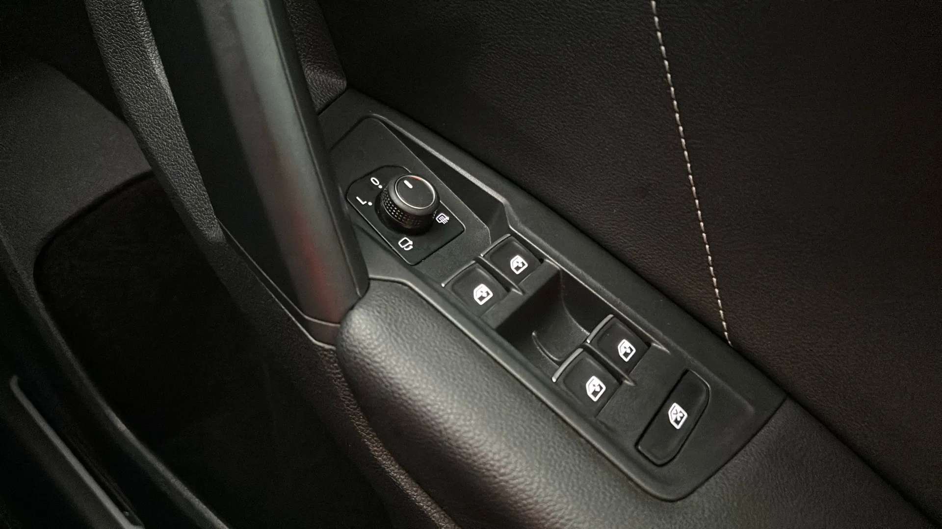 2023 VOLKSWAGEN TIGUAN 2023 VOLKSWAGEN TIGUAN