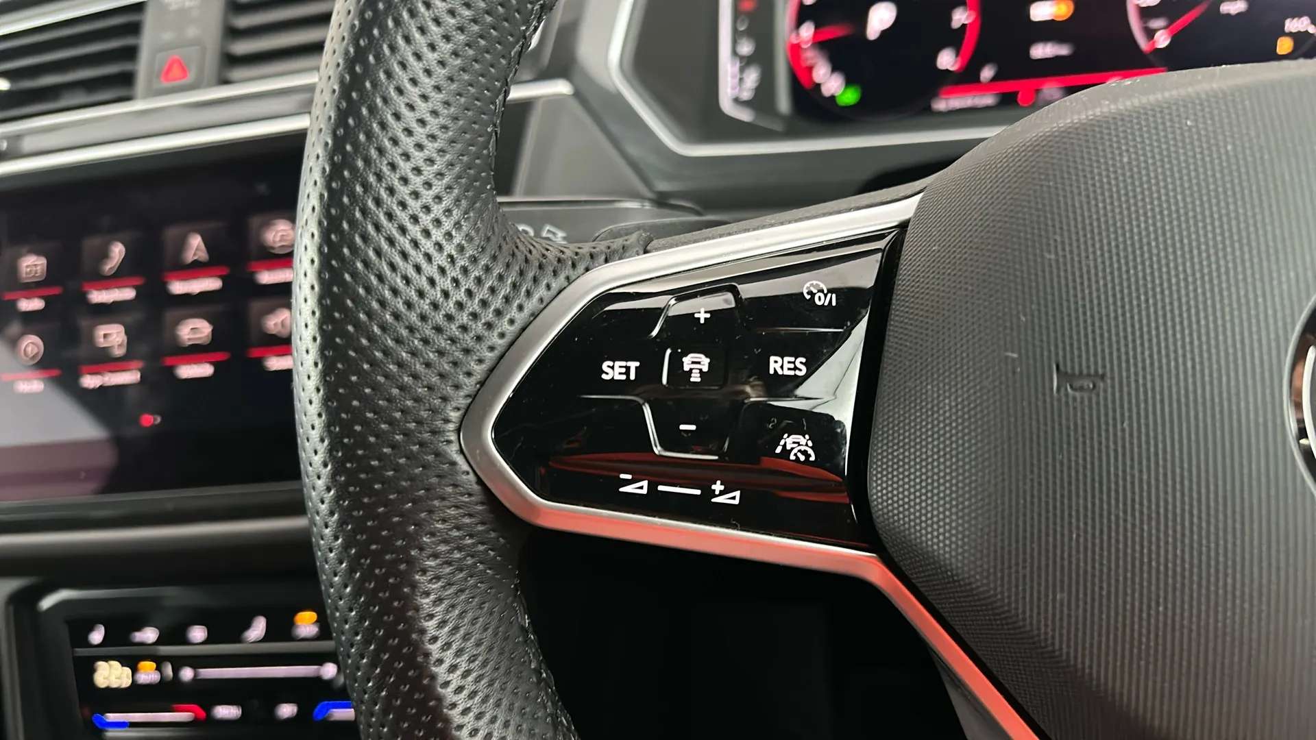 2023 VOLKSWAGEN TIGUAN 2023 VOLKSWAGEN TIGUAN