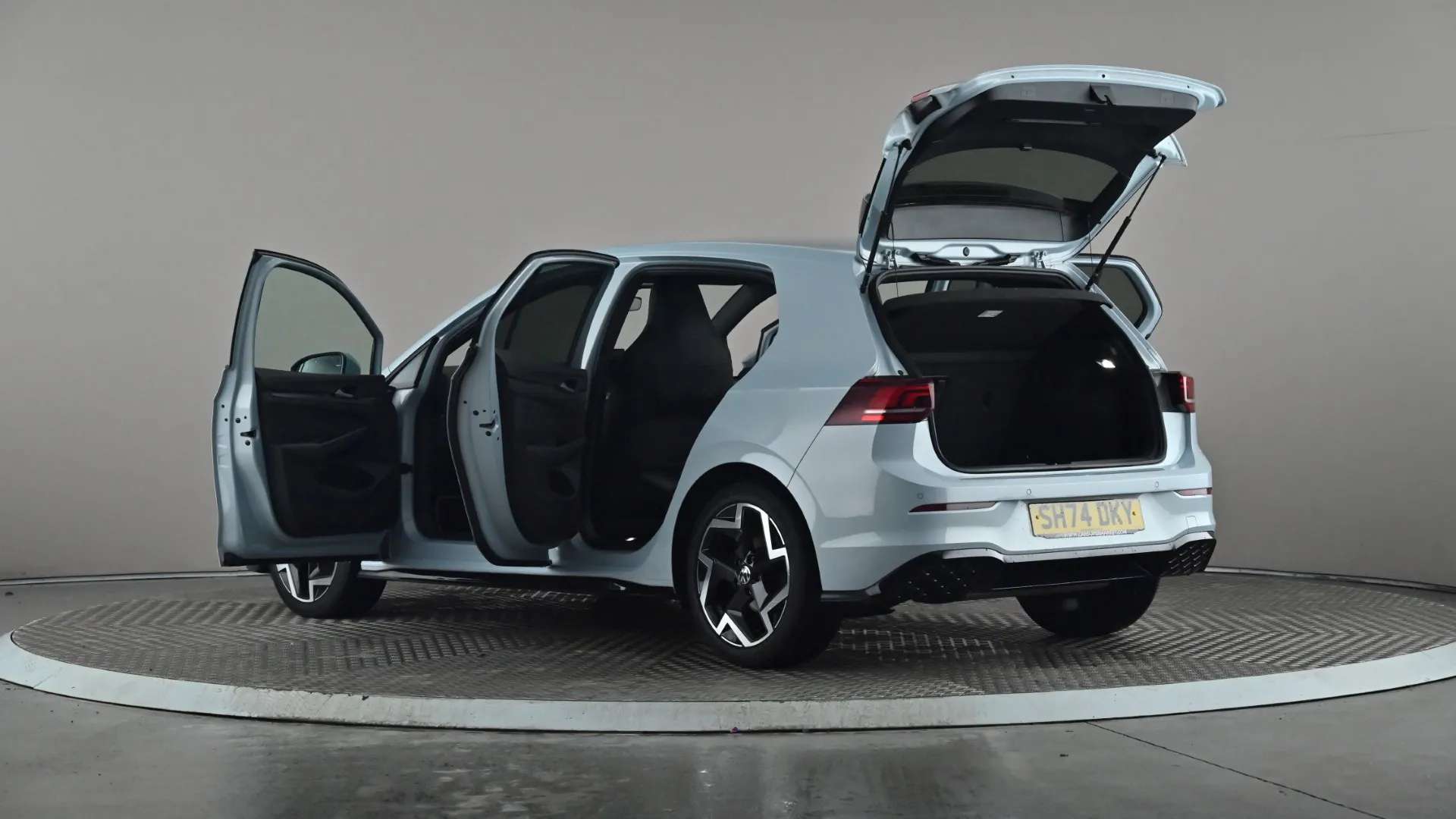 2024 VOLKSWAGEN GOLF 2024 VOLKSWAGEN GOLF