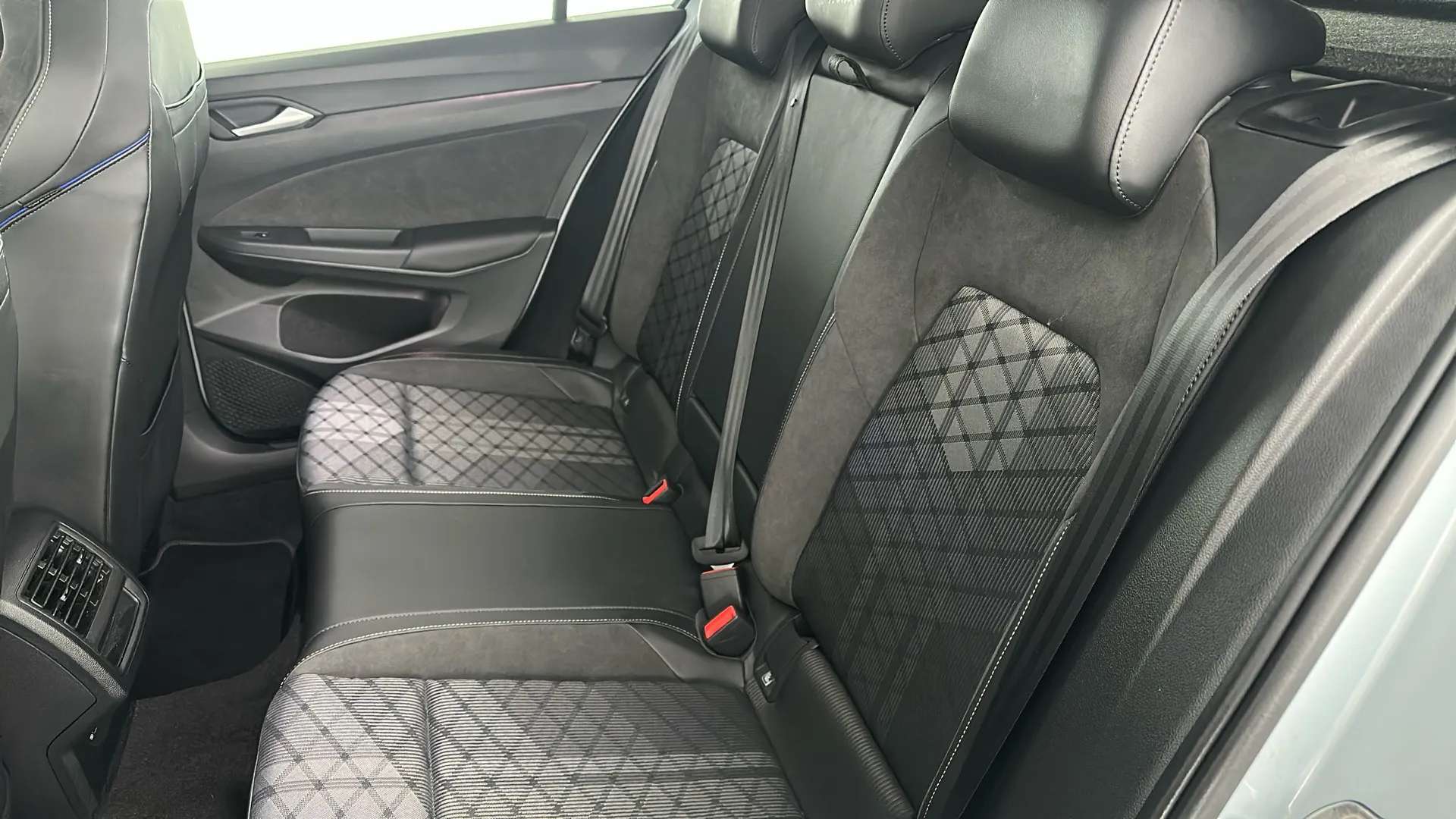 2024 VOLKSWAGEN GOLF 2024 VOLKSWAGEN GOLF